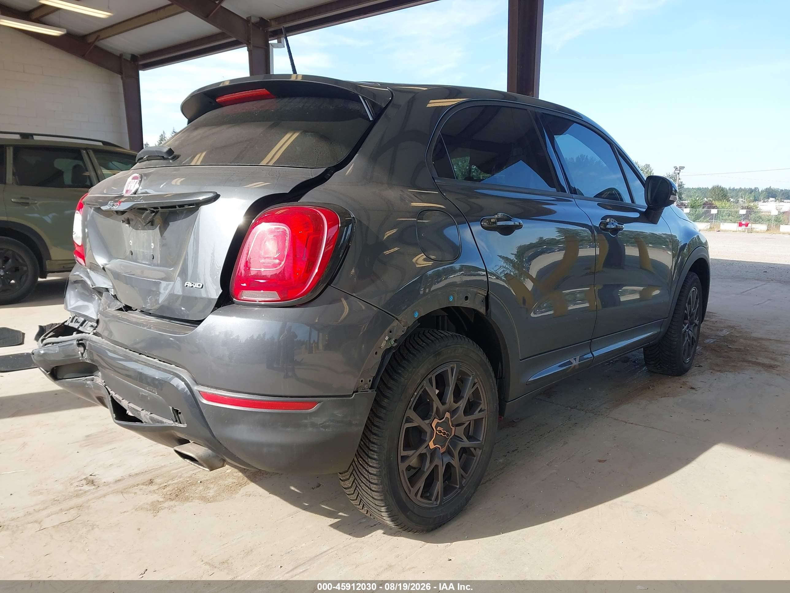 2017 Fiat 500x VIN ZFBCFYCB1HP610387 IAAI salvage auction — Rear End, Bill Of Sale (Washington), sold $1,050 on 2026-09-18 (photo 4)