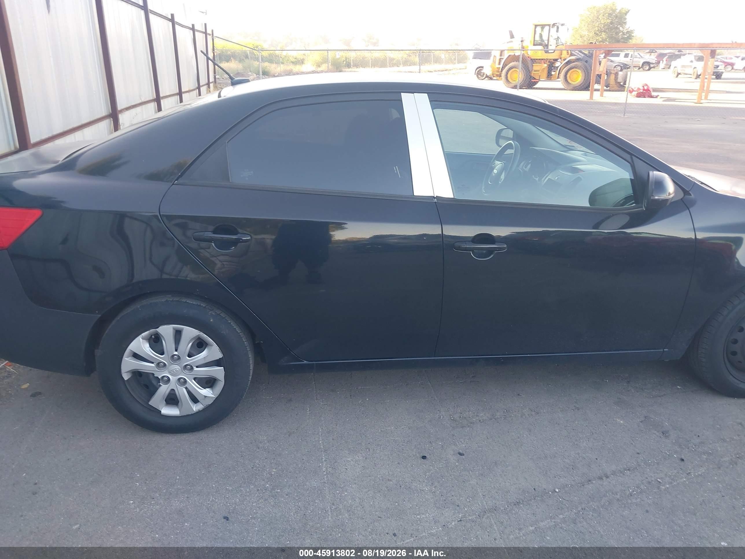 2011 Kia Forte VIN KNAFU4A29B5459844 IAAI salvage auction — Side, Salvage (Utah), sold $400 on 2026-09-05 (photo 6)