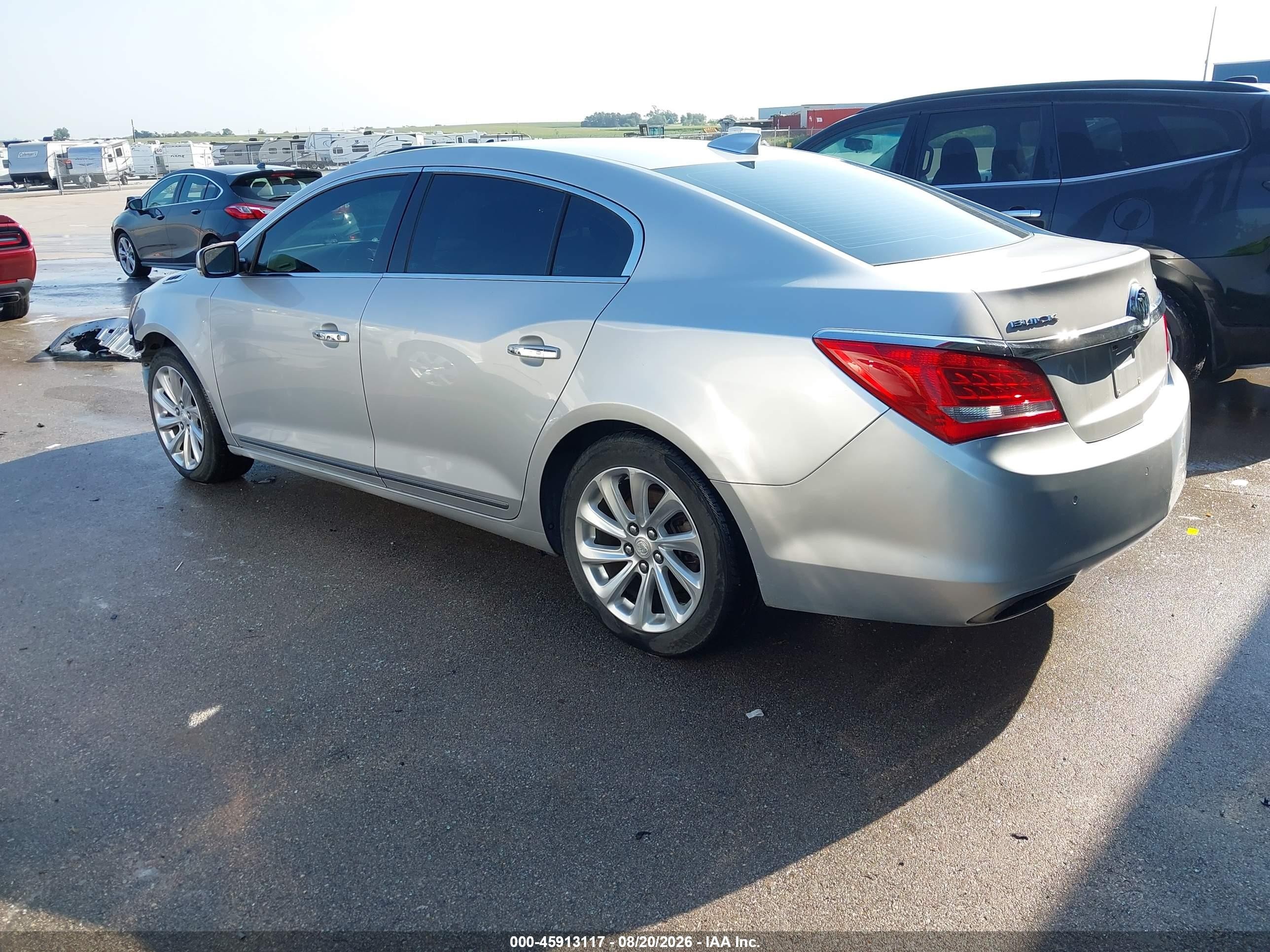 2015 Buick Lacrosse VIN 1G4GB5G38FF132754 IAAI salvage auction — Front End, Salvage (Iowa), sold $575 on 2026-09-04 (photo 3)