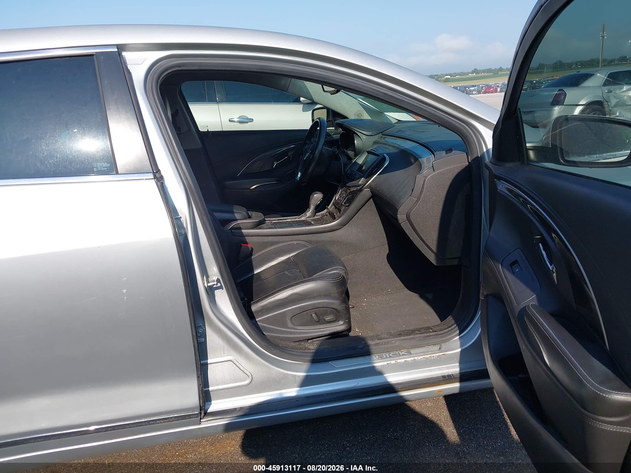 2015 Buick Lacrosse VIN 1G4GB5G38FF132754 IAAI salvage auction — Front End, Salvage (Iowa), sold $575 on 2026-09-04 (photo 5)