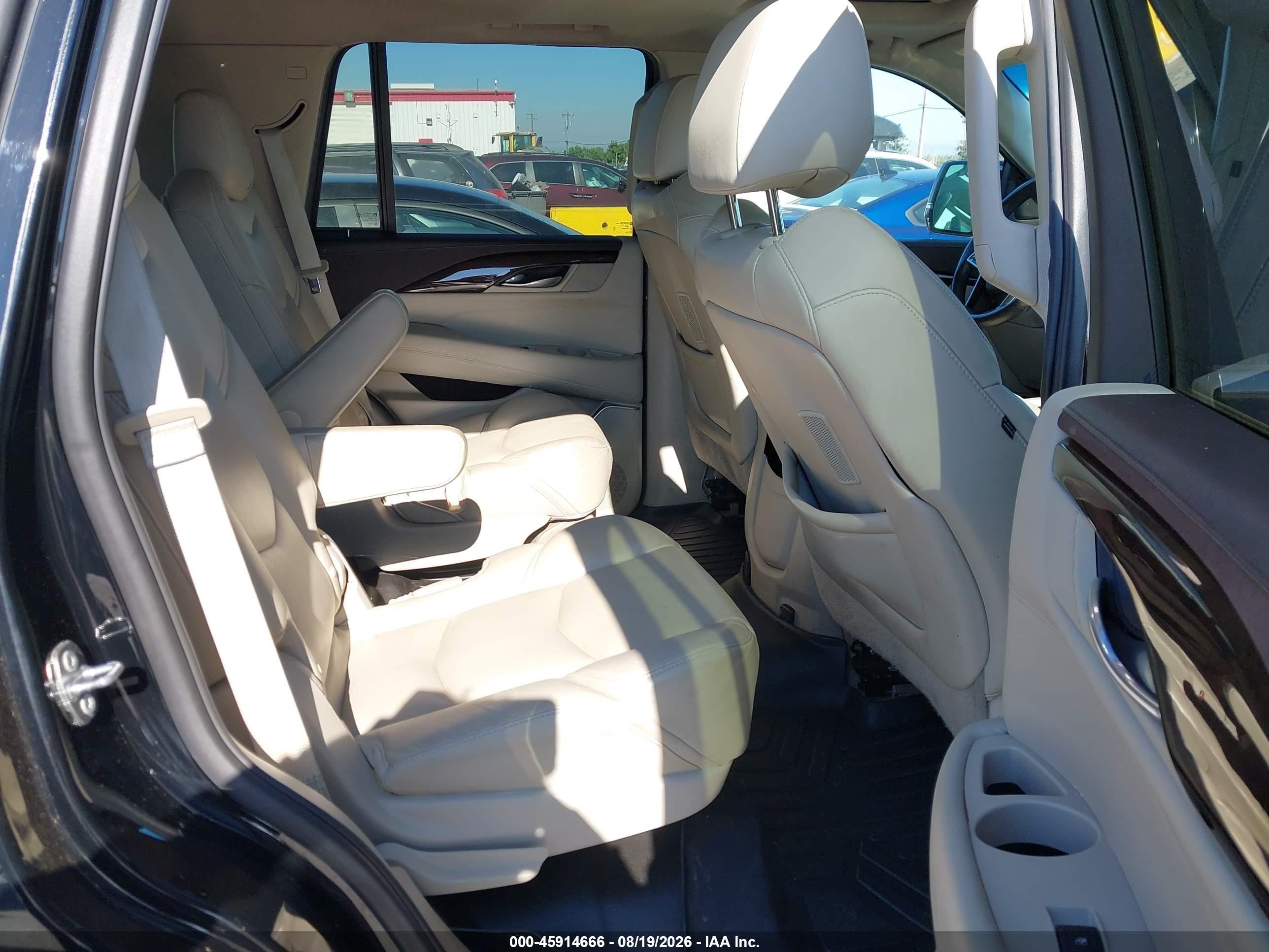 2017 Cadillac Escalade VIN 1GYS4BKJ1HR278695 IAAI salvage auction — Theft, Salvage (California), sold $10,100 on 2026-09-12 (photo 8)