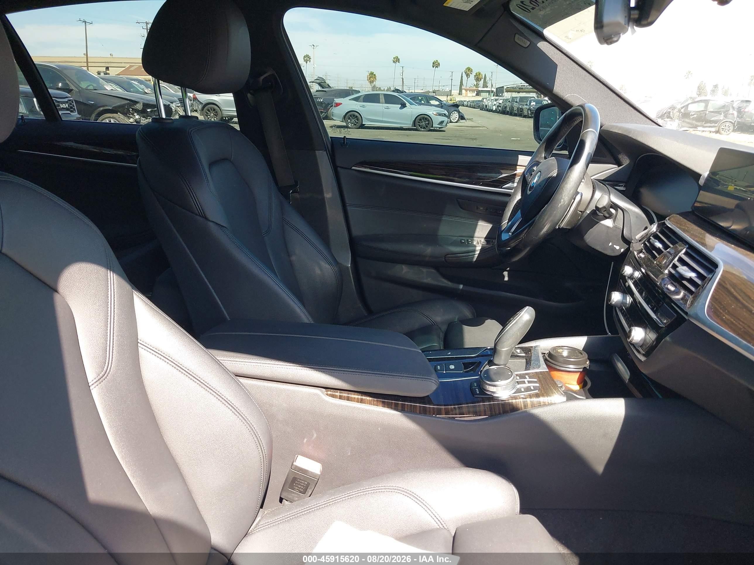 2020 BMW 5 Series VIN WBAJR3C06LCD09191 IAAI salvage auction — Unknown, Salvage Certificate (California), sold $9,400 on 2026-09-12 (photo 5)