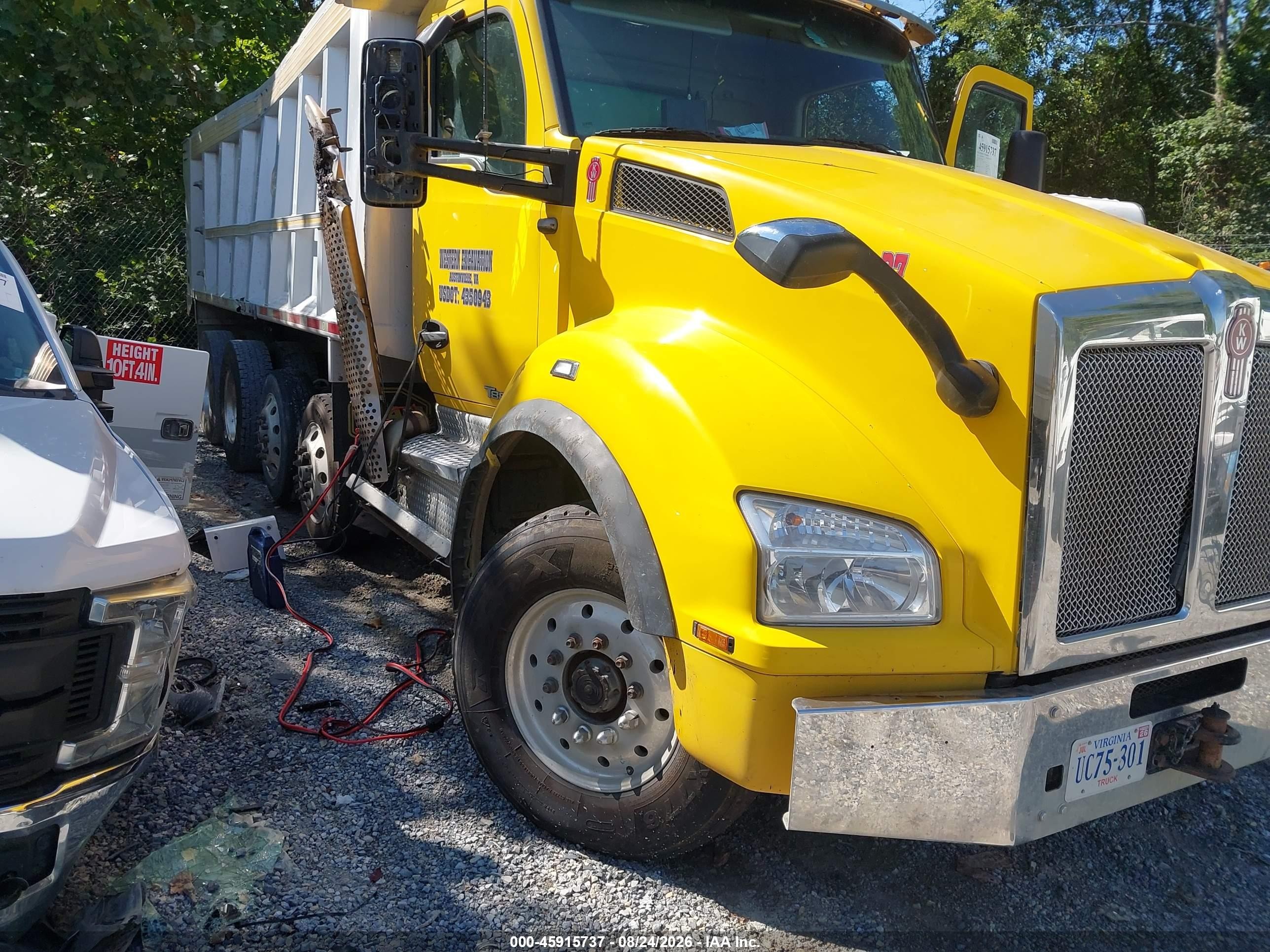 2016 Kenworth Construction VIN 1NKZXPTX5GJ120562 — IAAI salvage auction photo