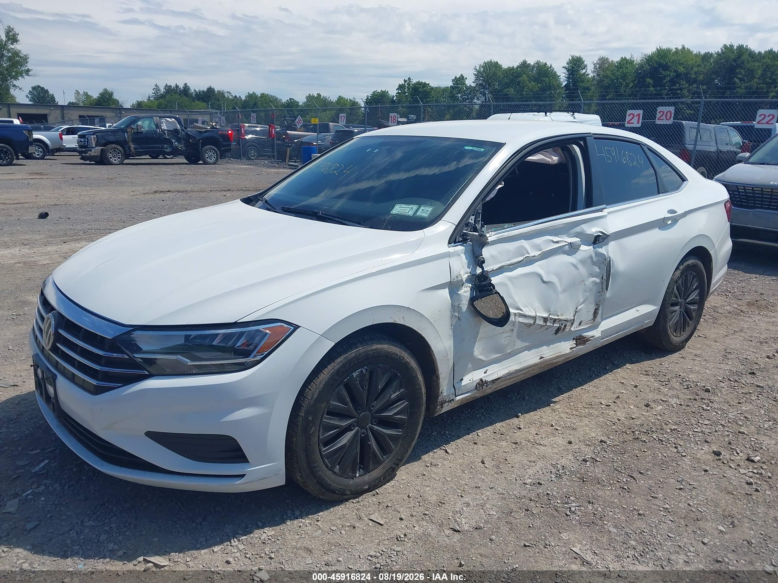 2019 Volkswagen Jetta VIN 3VWC57BU6KM065875 IAAI salvage auction — Side, Mv-907A (New York), sold $1,425 on 2026-09-03 (photo 2)