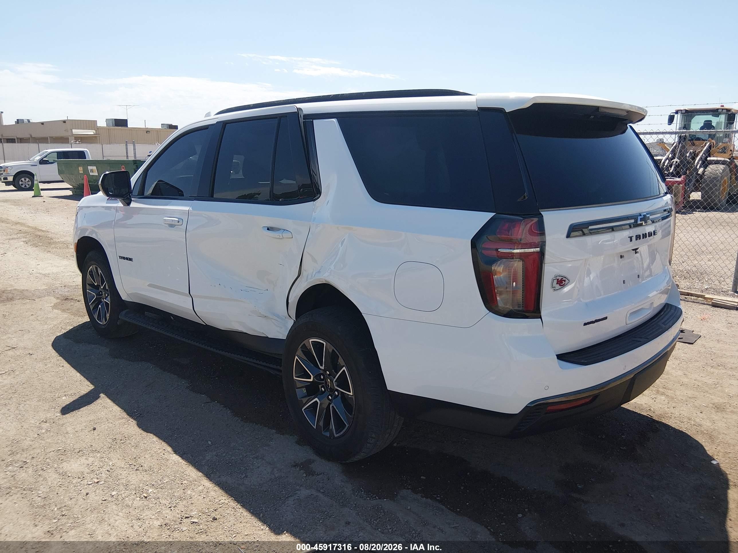 2022 Chevrolet Tahoe VIN 1GNSKPKD4NR246975 IAAI salvage auction — Side, Salvage (Kansas), sold $16,100 on 2026-09-07 (photo 3)