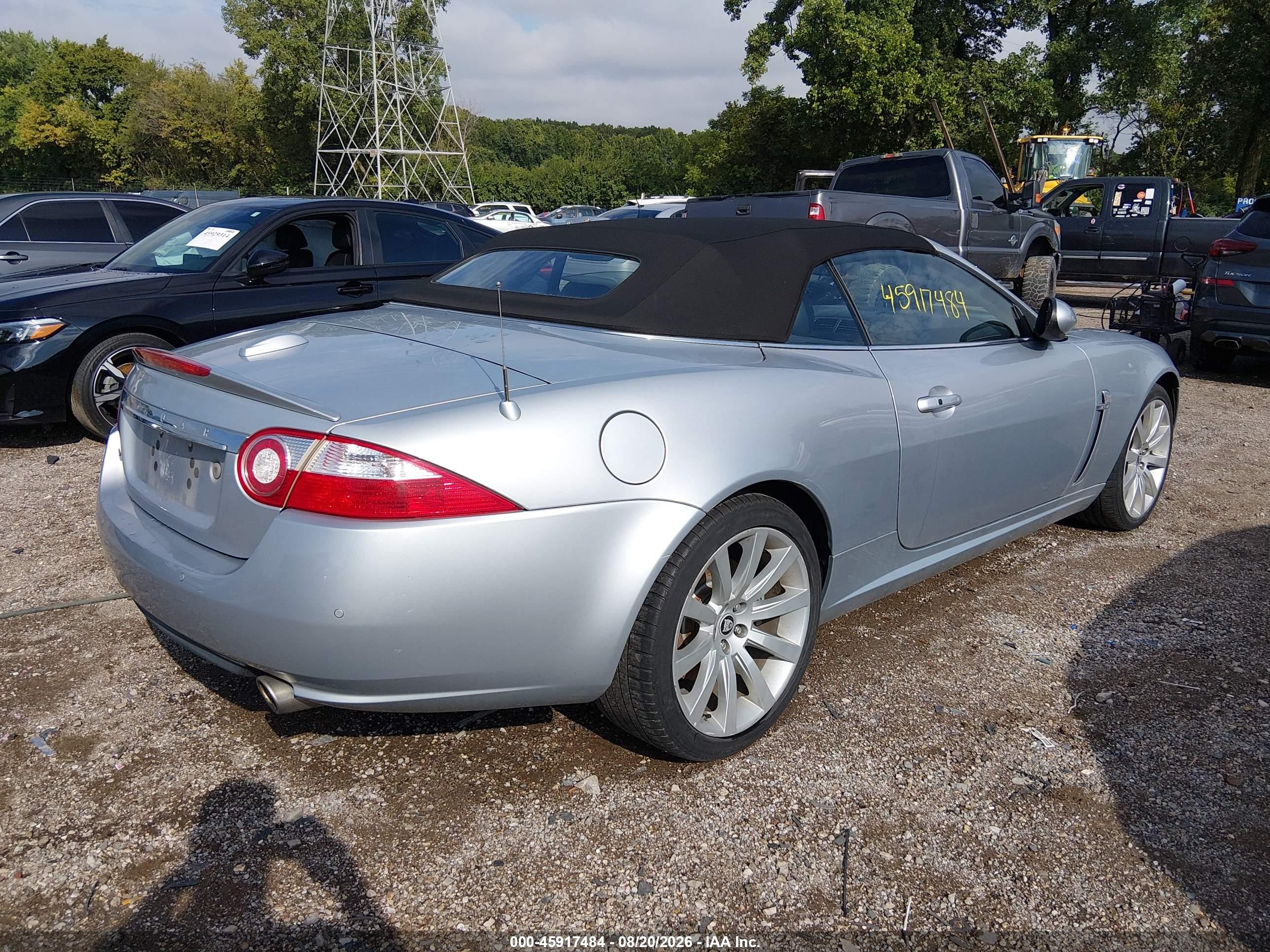 2007 Jaguar Xk VIN SAJWA44B375B15929 IAAI salvage auction — Water/Flood, Salvage (Indiana), sold $2,200 on 2026-09-19 (photo 4)