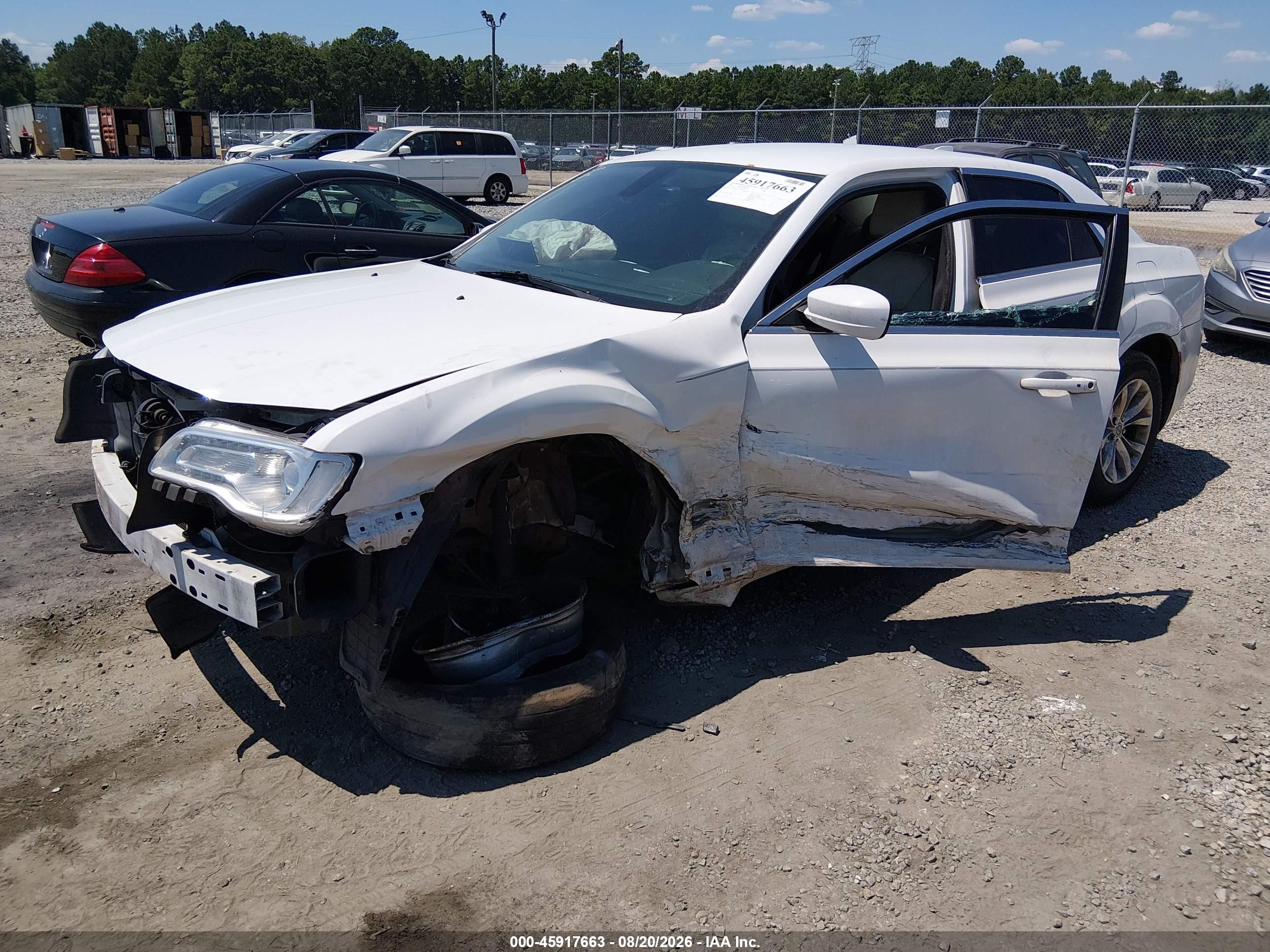 2015 Chrysler 300 VIN 2C3CCAAG3FH872185 IAAI salvage auction — Unknown, Salvage (Georgia), sold $650 on 2026-10-06 (photo 2)