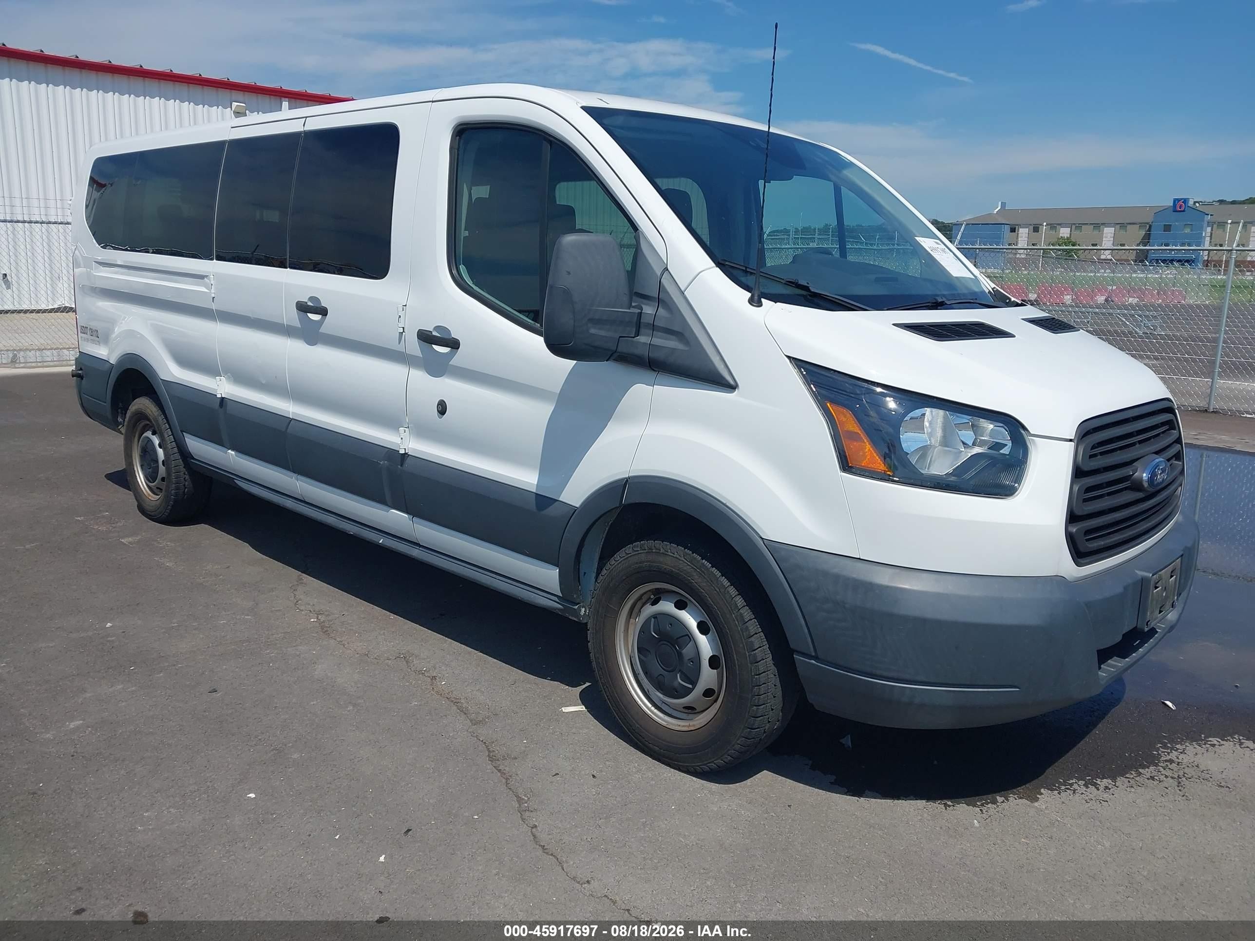 2018 Ford Transit-350 VIN 1FBZX2ZM4JKB42771 — IAAI salvage auction photo