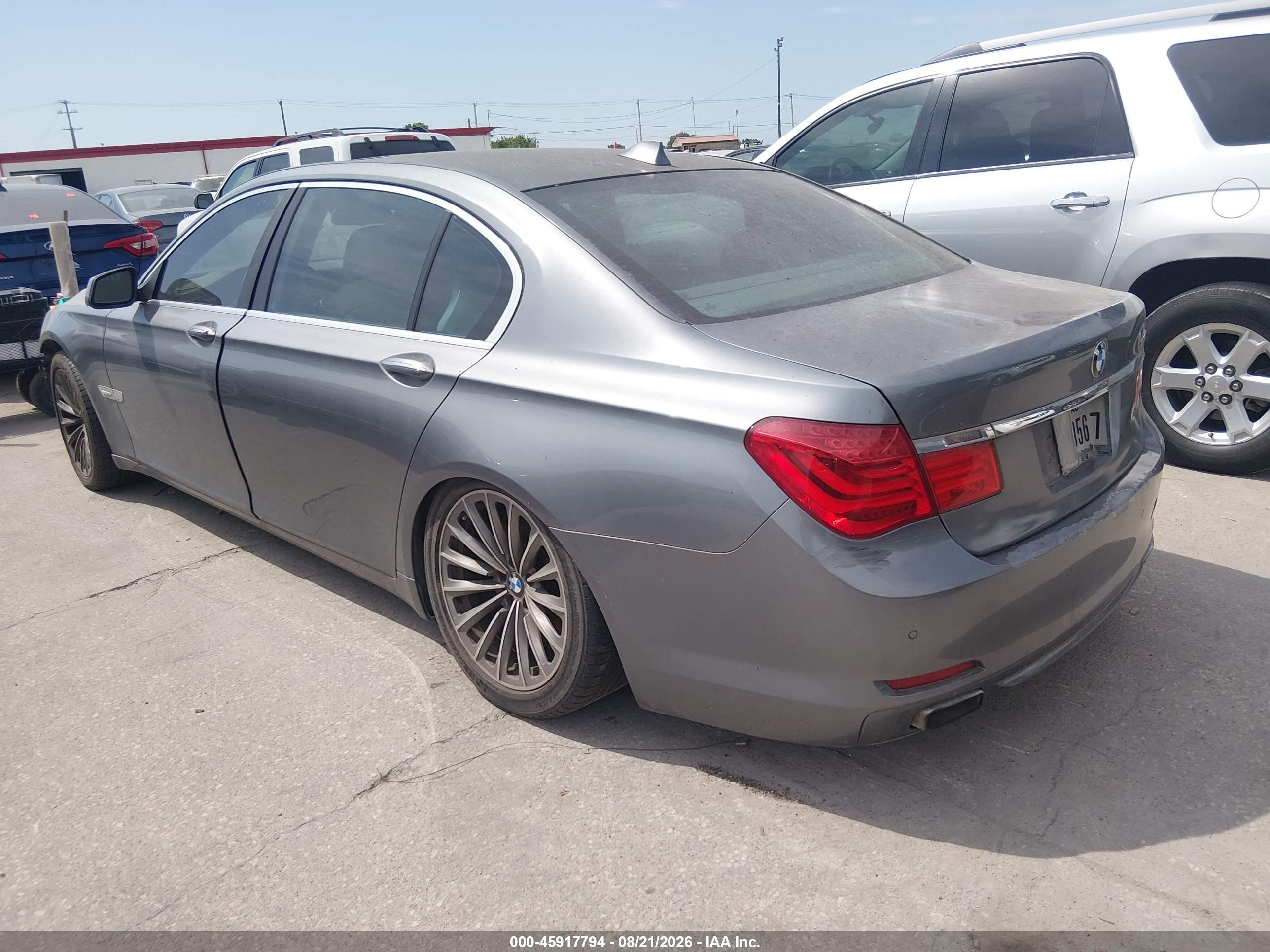 2012 BMW 7er VIN WBAKB8C50CC964963 IAAI salvage auction — Normal Wear, Original (Texas), sold $1,500 on 2026-09-12 (photo 3)