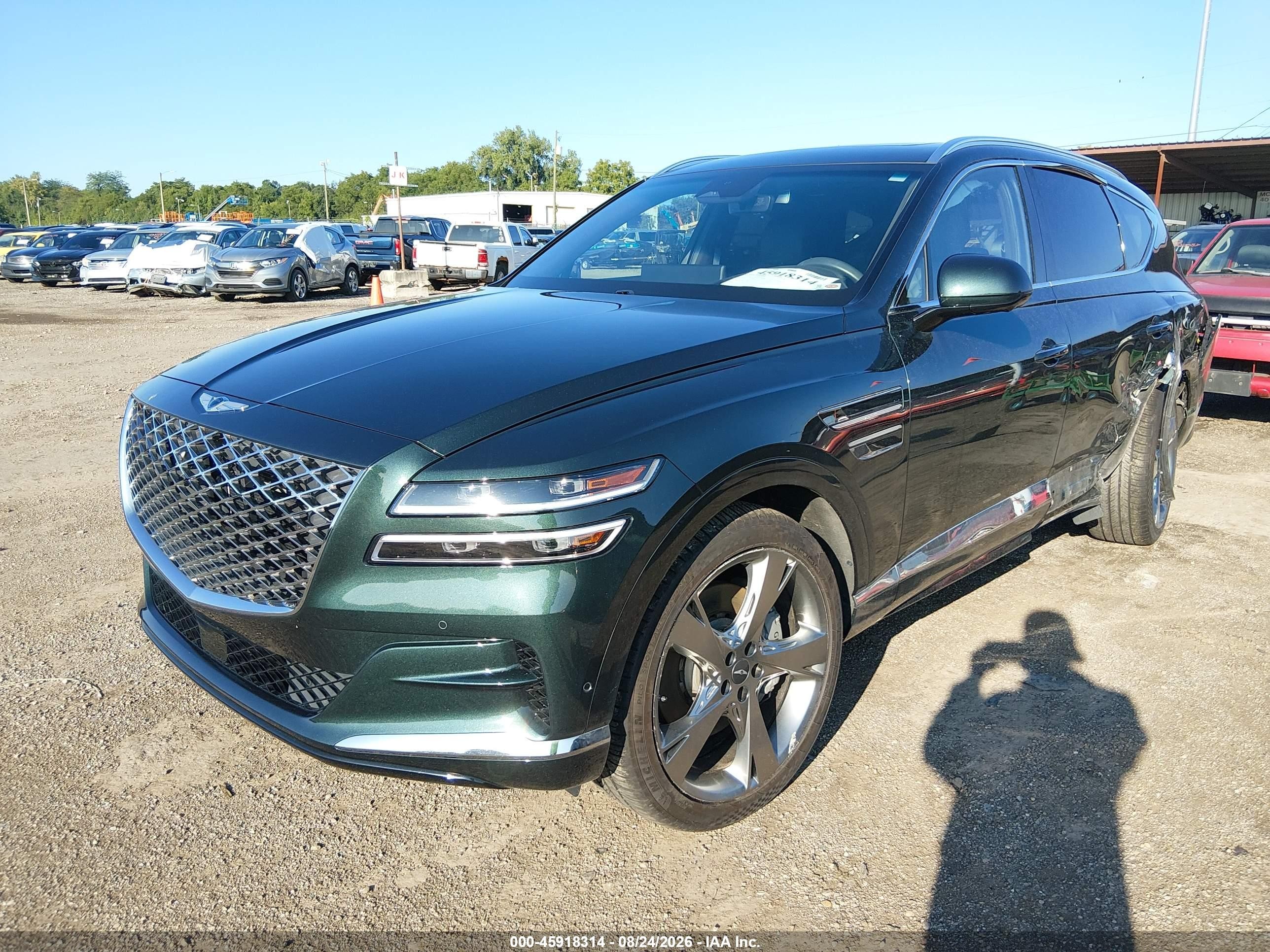 2023 Genesis GV80 VIN KMUHCESC9PU114819 IAAI salvage auction — Side, Salvage (Ohio), sold $16,600 on 2026-09-13 (photo 2)