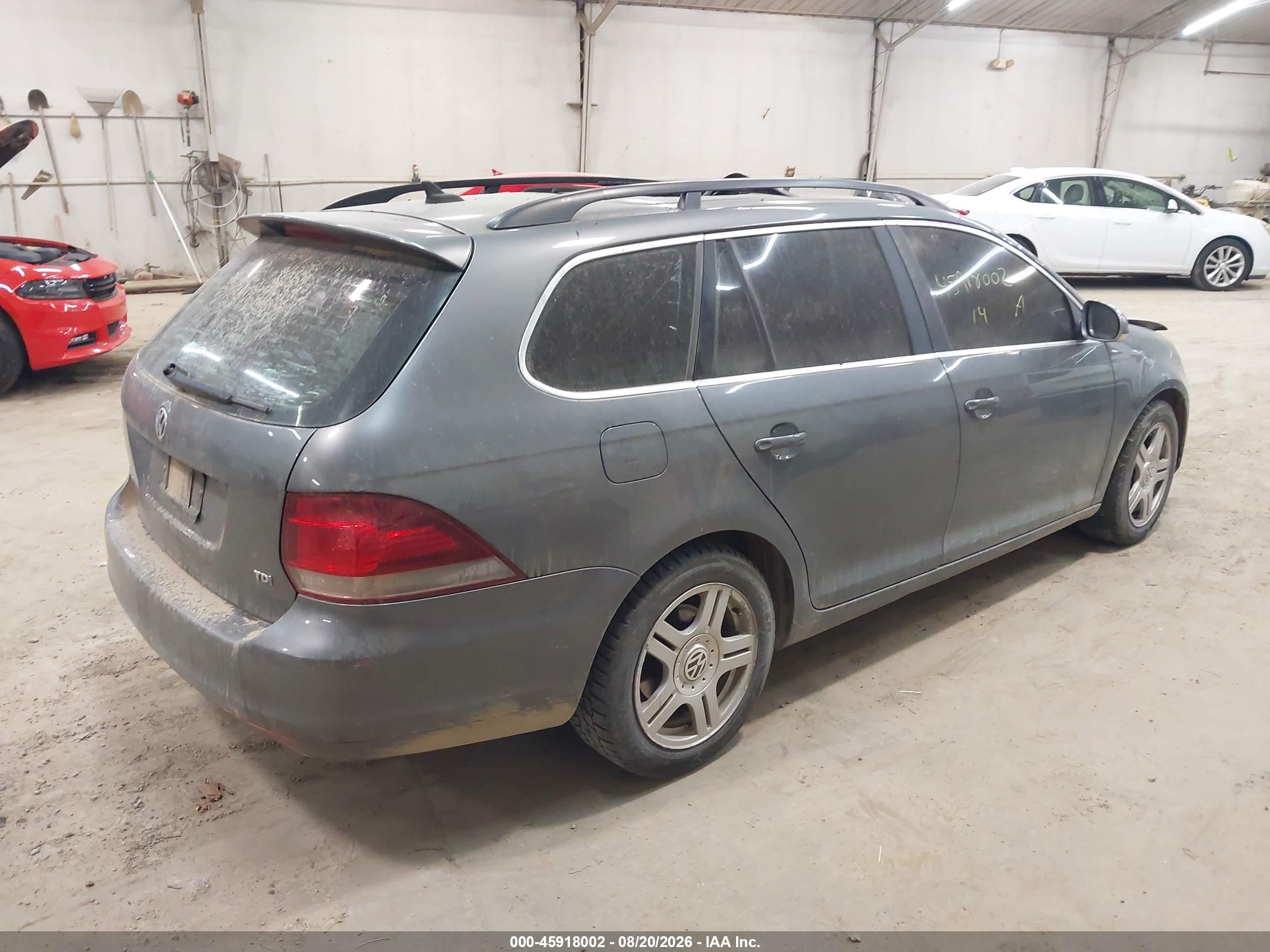 2014 Volkswagen Jetta VIN 3VWPL7AJ2EM605578 IAAI salvage auction — Burn Interior, Salvage (Pennsylvania), sold $225 on 2026-09-02 (photo 4)