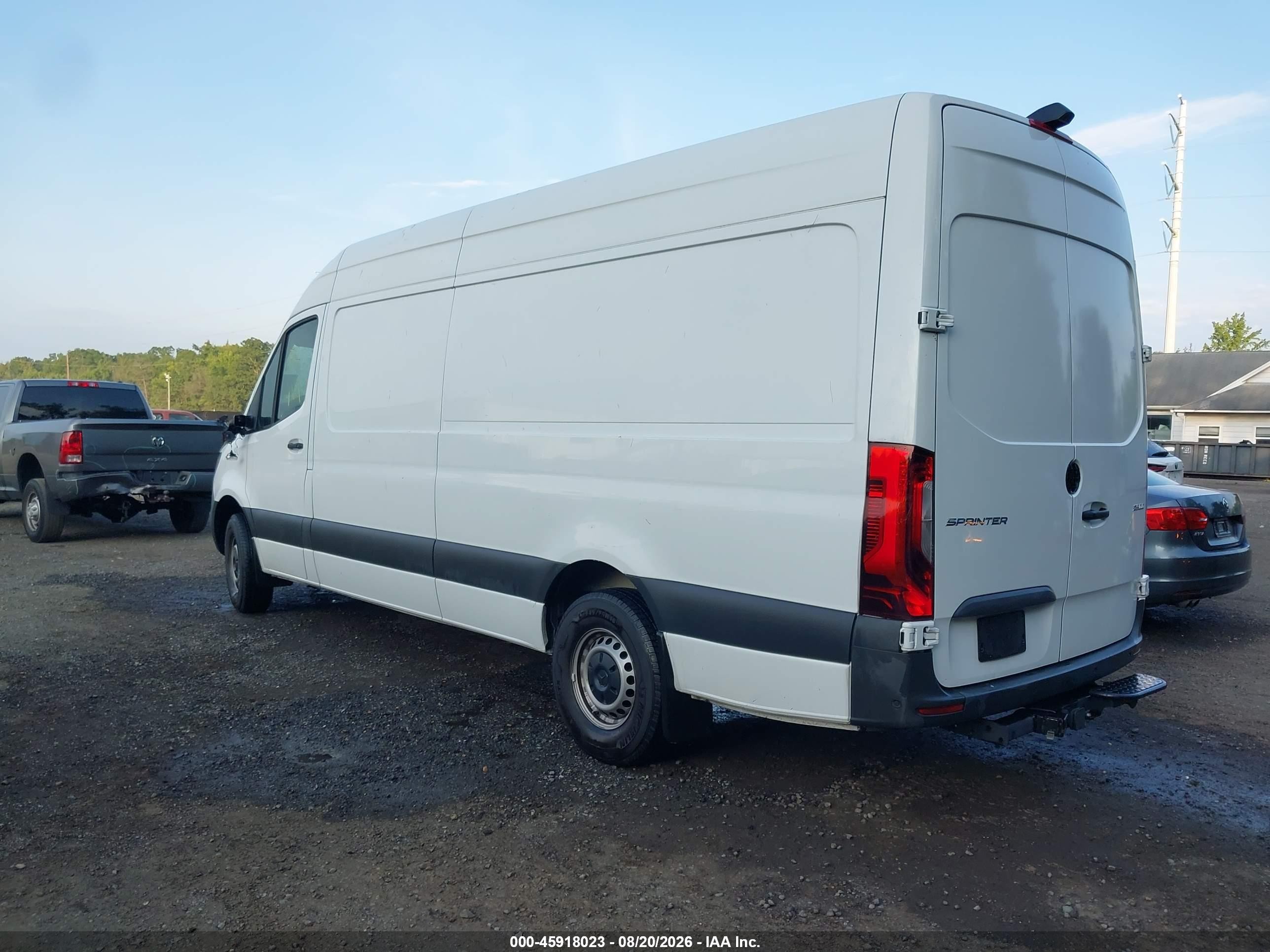 2023 Mercedes-benz Sprinter VIN W1W4NCHY0PT132560 IAAI salvage auction — Front End, Salvage - Greater Than 75% (Maryland), sold $9,600 on 2026-10-08 (photo 3)