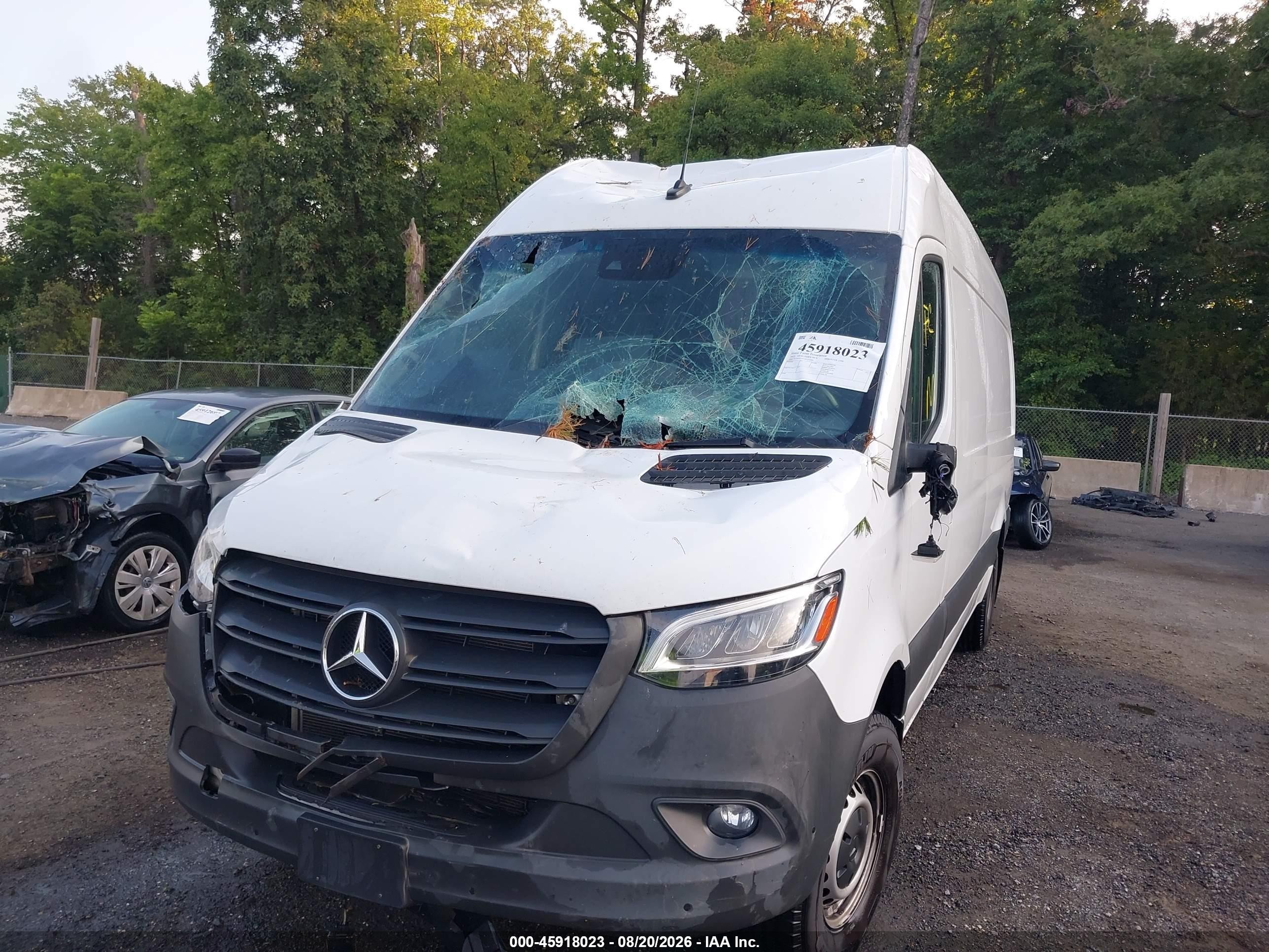 2023 Mercedes-benz Sprinter VIN W1W4NCHY0PT132560 IAAI salvage auction — Front End, Salvage - Greater Than 75% (Maryland), sold $9,600 on 2026-10-08 (photo 6)