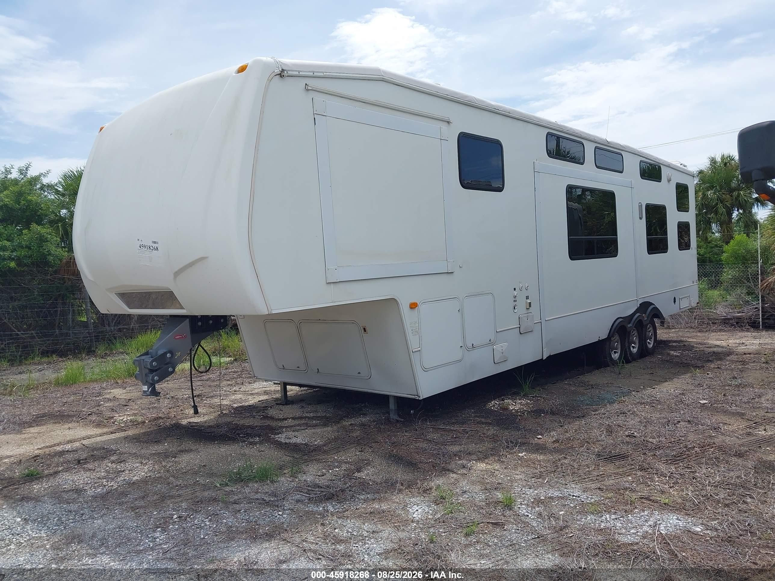 2010 Keystone Rv Other VIN 4YDF38121AR800090 IAAI salvage auction — Top/Roof, Rebuildable (Florida), sold $1,850 on 2026-09-30 (photo 2)