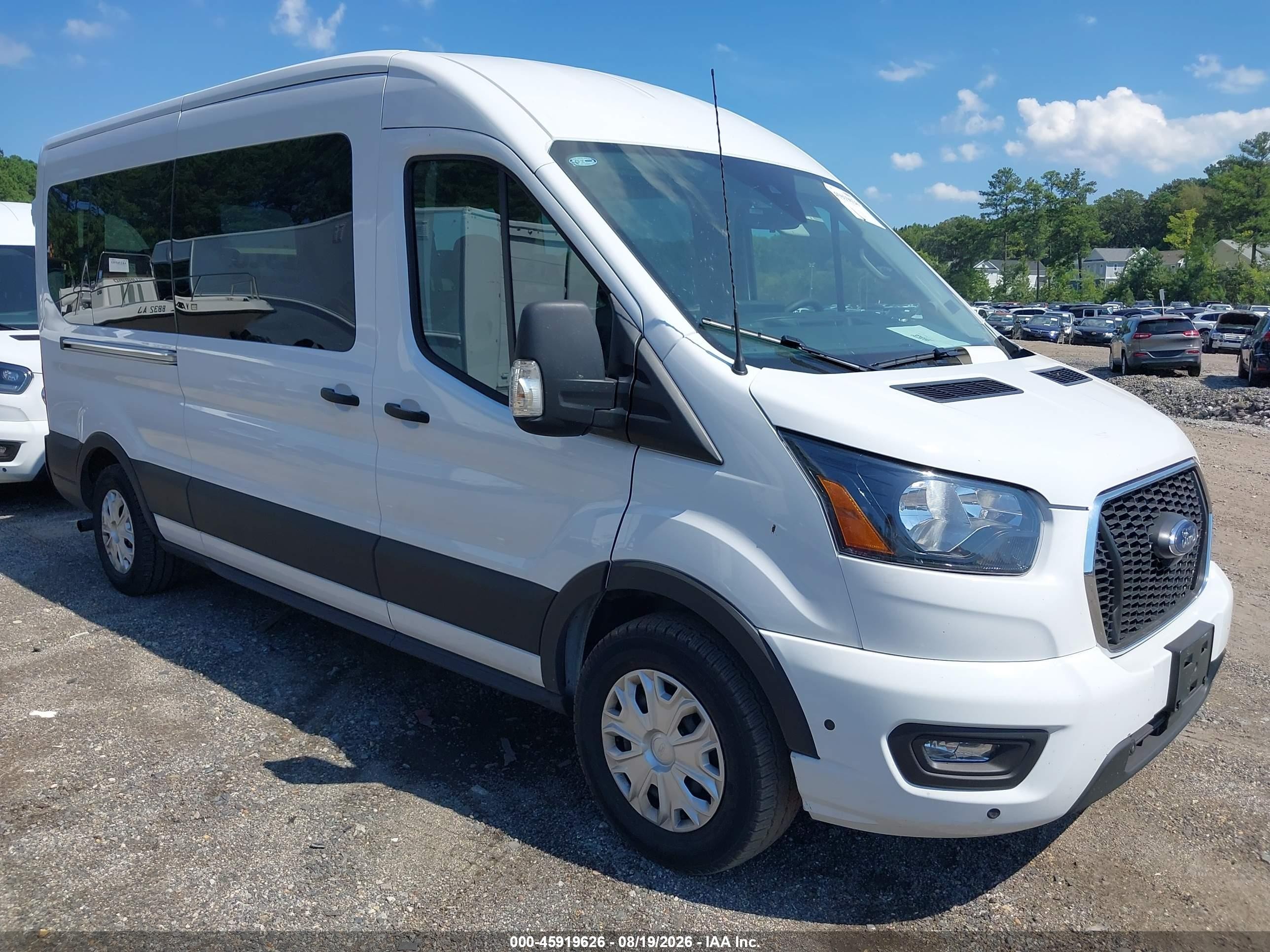 2025 Ford Transit-350 VIN 1FBAX2C82SKA89174 IAAI salvage auction — Side, Enterprise Vehicles Clear Only (Virginia), sold $36,000 on 2026-08-22 (photo 1)