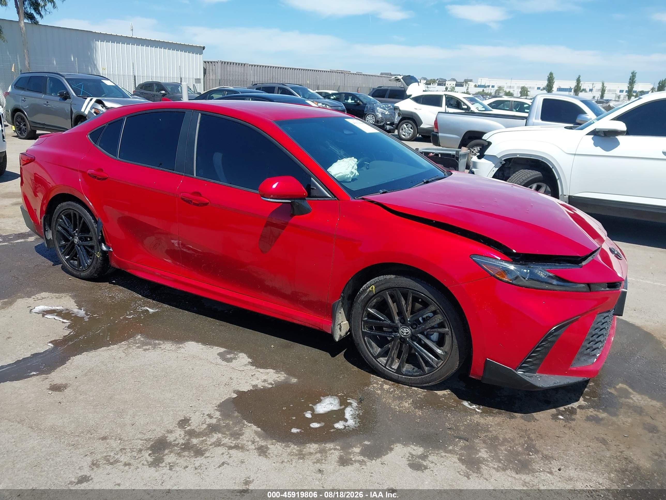 2025 Toyota Camry VIN 4T1DAACK8SU036561 — IAAI salvage auction photo