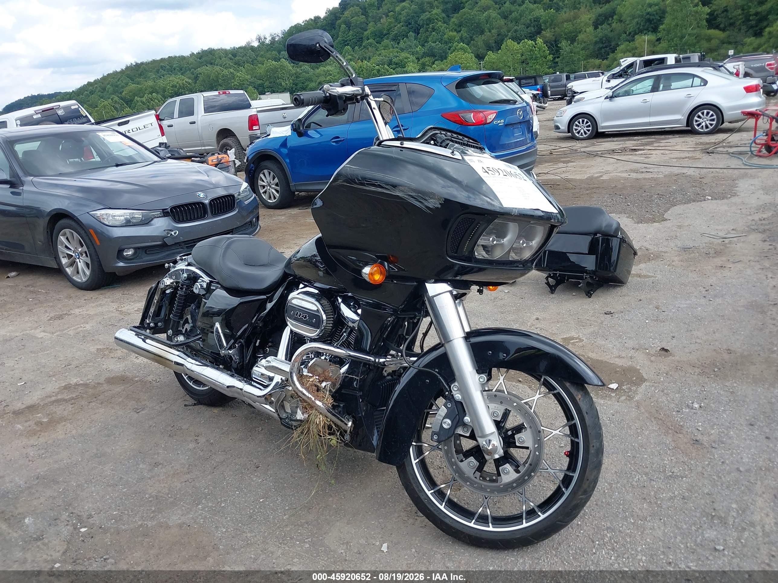 2023 Harley-Davidson FLTRXS VIN 1HD1KTP17PB647104 — IAAI salvage auction photo