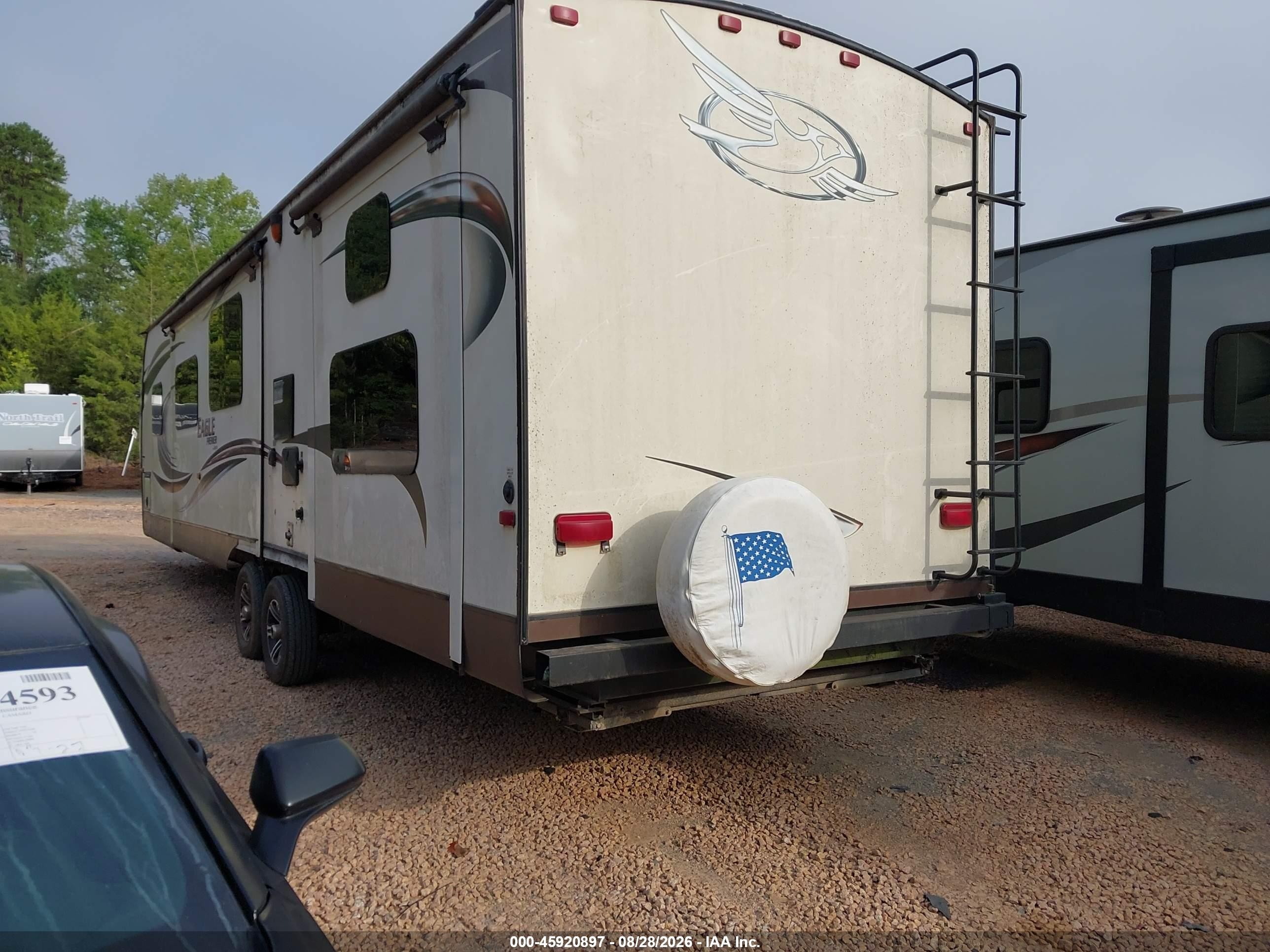 2015 Jayco Camper VIN 1UJBJ0BT8F1CV0055 IAAI salvage auction — Top/Roof, Salvage (North Carolina), sold $1,100 on 2026-09-21 (photo 3)