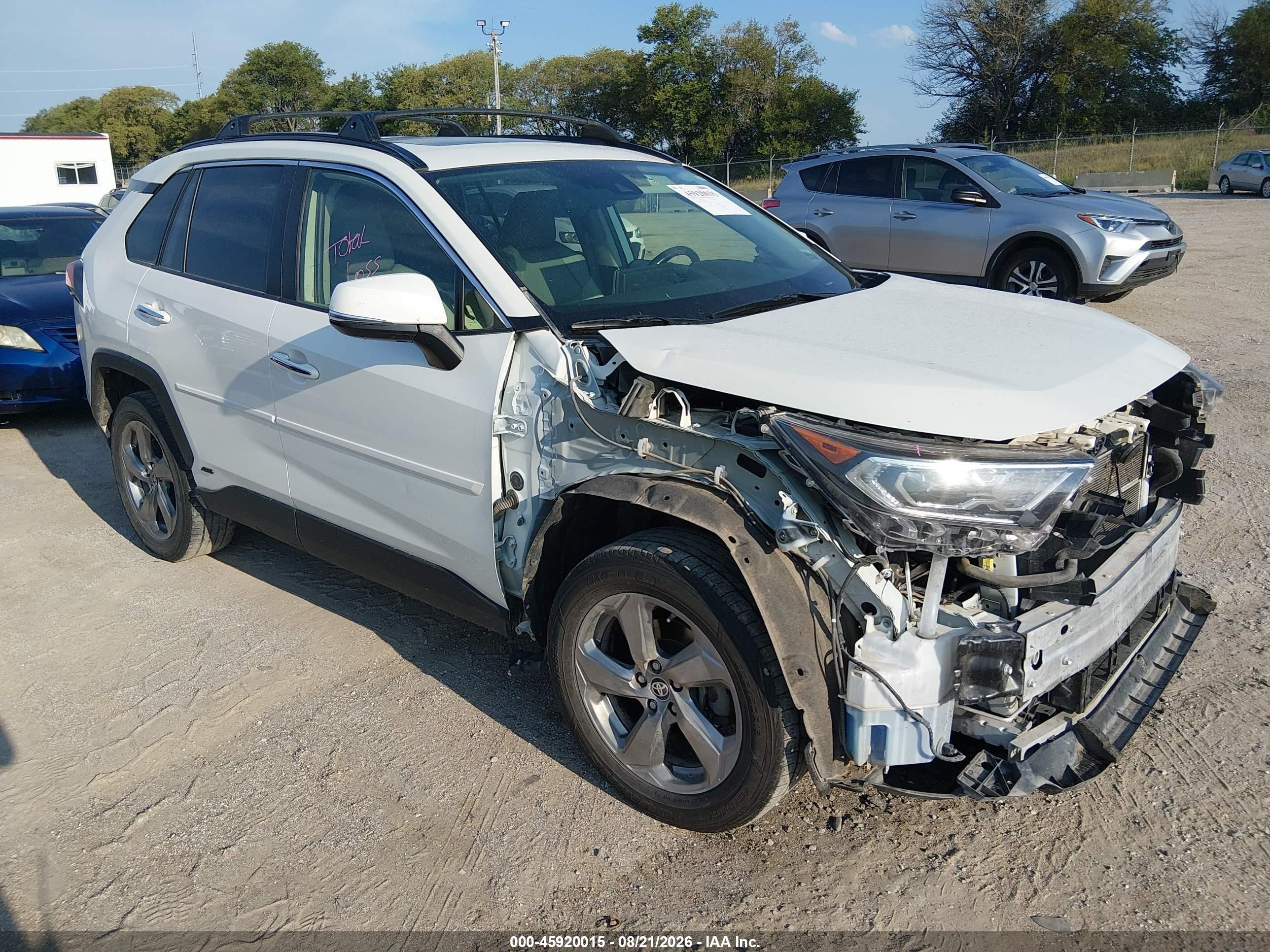 2019 Toyota RAV4 Hybrid VIN JTMDWRFV8KD036893 — IAAI salvage auction photo