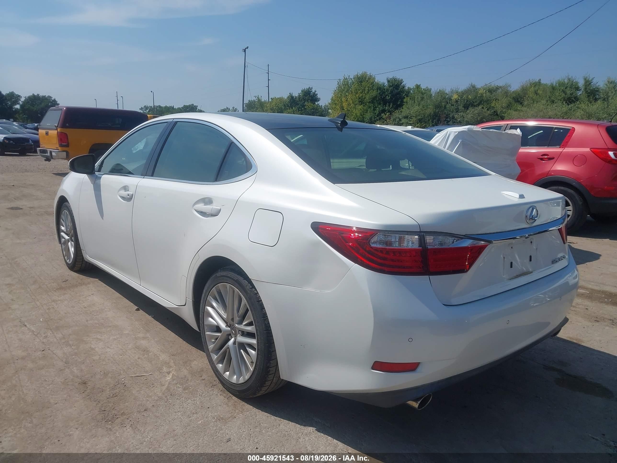 2014 Lexus ES VIN JTHBK1GG6E2093404 IAAI salvage auction — Hail, Salvage (Ohio), sold $7,600 on 2026-09-12 (photo 3)
