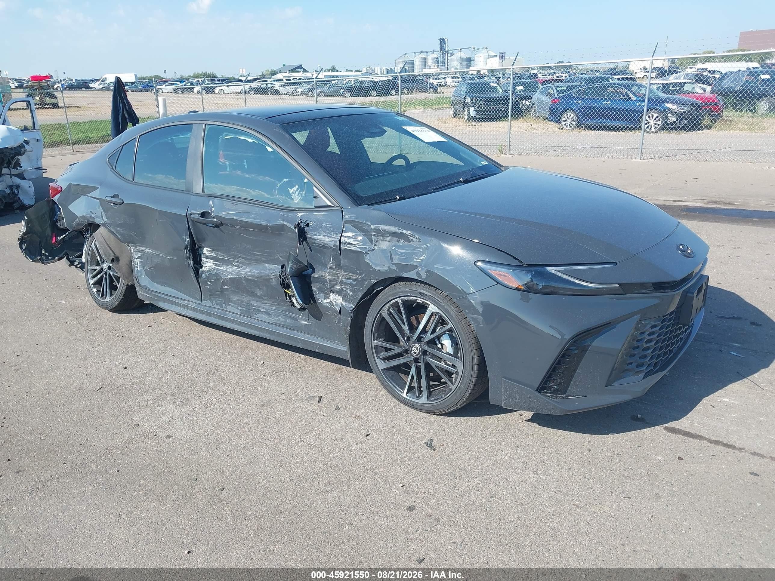 2026 Toyota Camry VIN 4T1DBADK1TU553438 — IAAI salvage auction photo