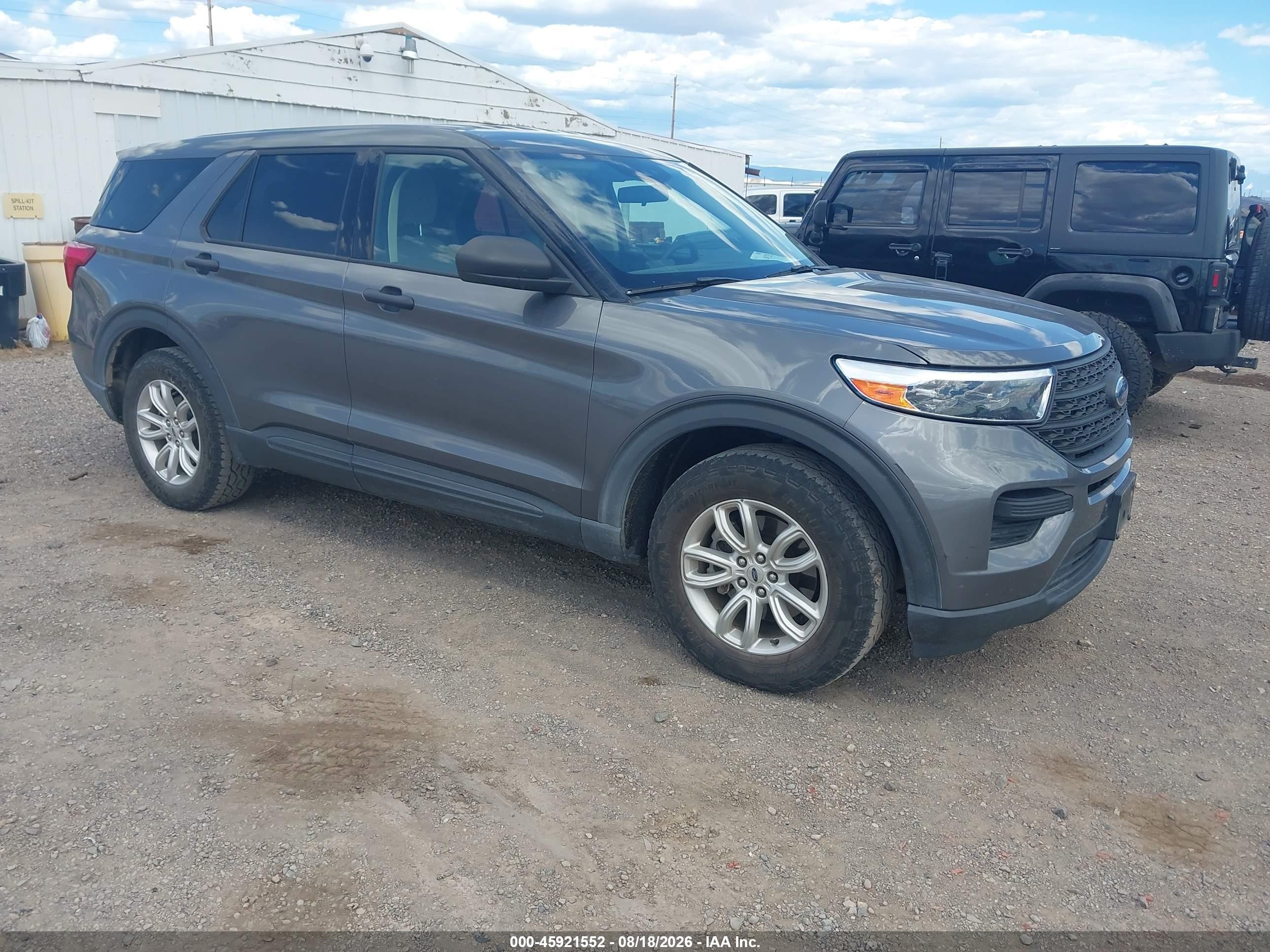 2021 Ford Explorer VIN 1FMSK8BB1MGB73194 — IAAI salvage auction photo