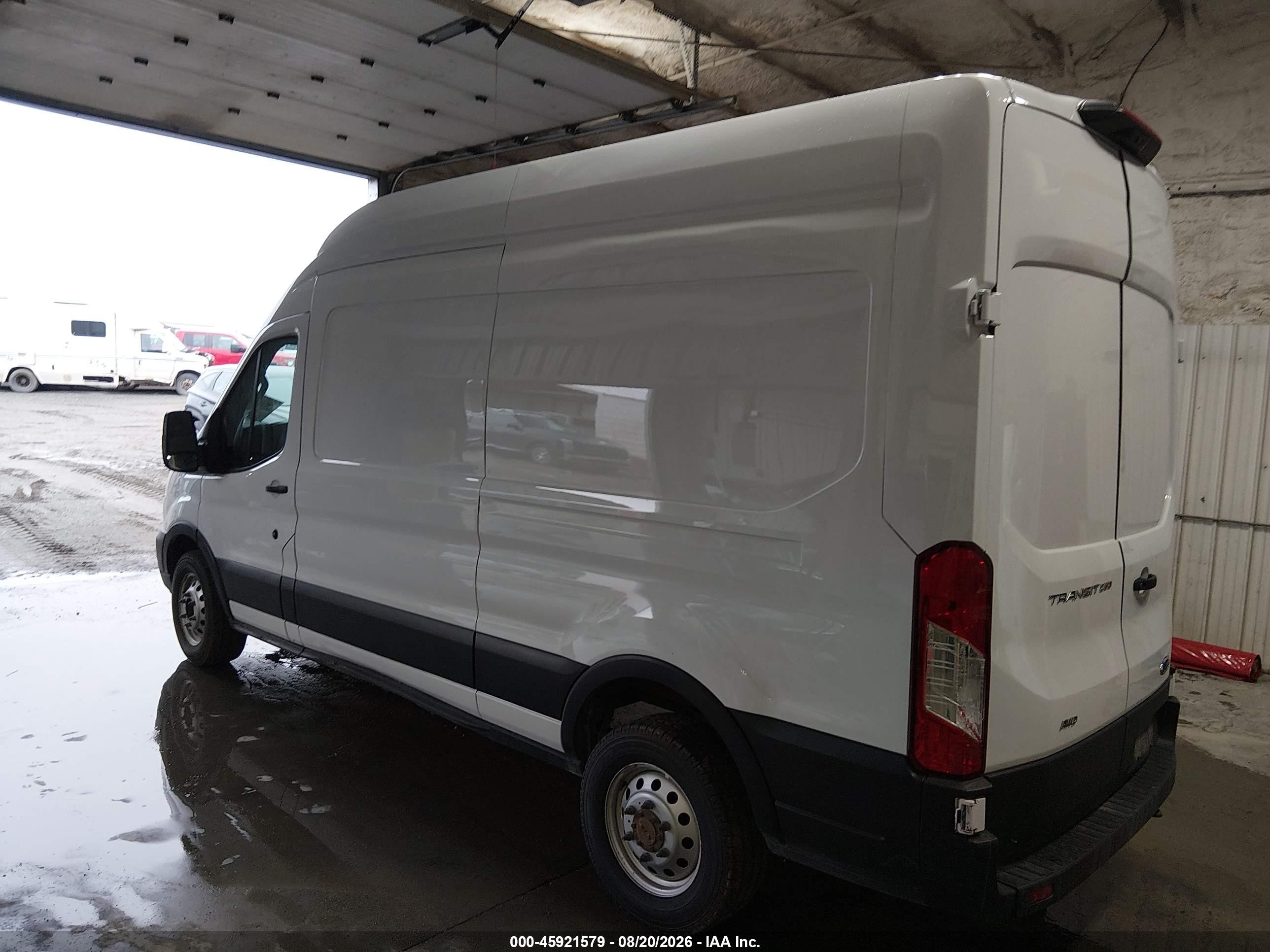 2022 Ford Transit VIN 1FTBR2X80NKA63813 IAAI salvage auction — Unknown, Enterprise Vehicles Clear Only (Alaska), sold $24,000 on 2026-08-23 (photo 3)