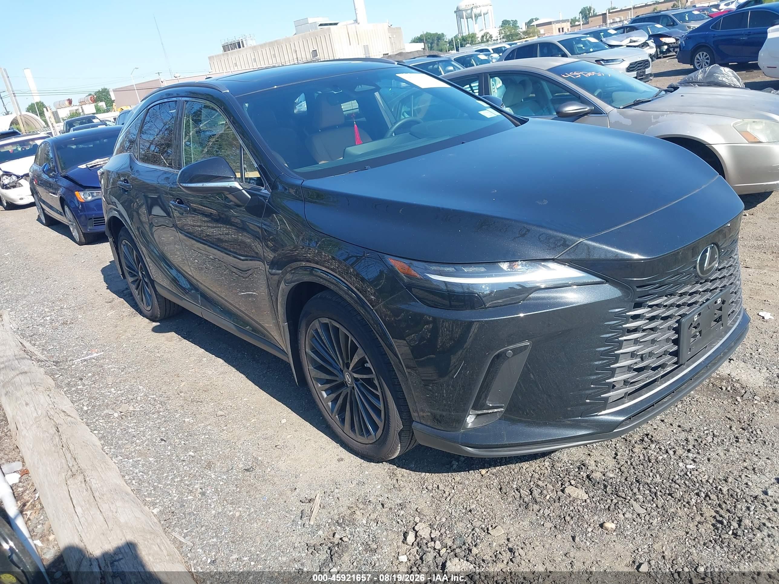 2026 Lexus RX 350h VIN 2T2BBMCA3TC134635 — IAAI salvage auction photo