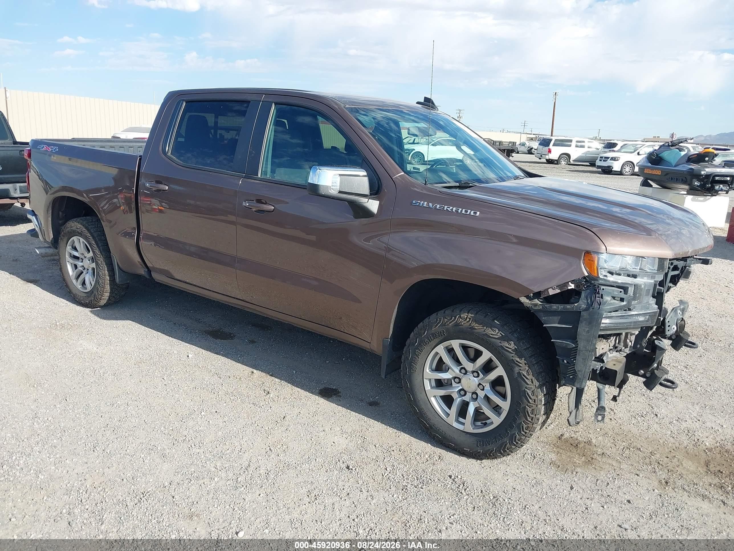 2019 Chevrolet Silverado 1500 VIN 3GCUYDED2KG258581 — IAAI salvage auction photo