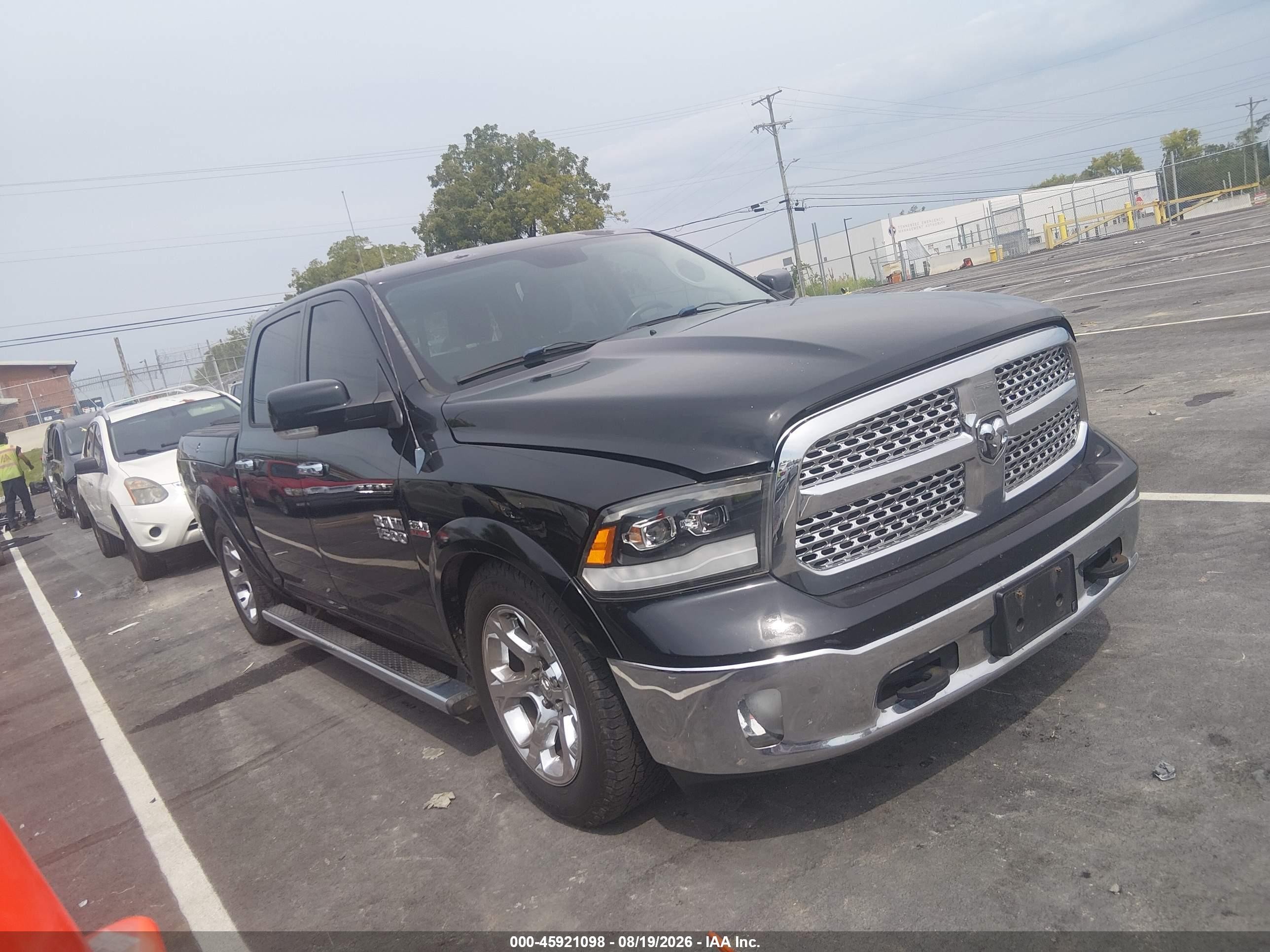 2013 Ram 1500 VIN 1C6RR7NT5DS646869 IAAI salvage auction — Side, Salvage (Tennessee), sold $3,050 on 2026-09-06 (photo 1)