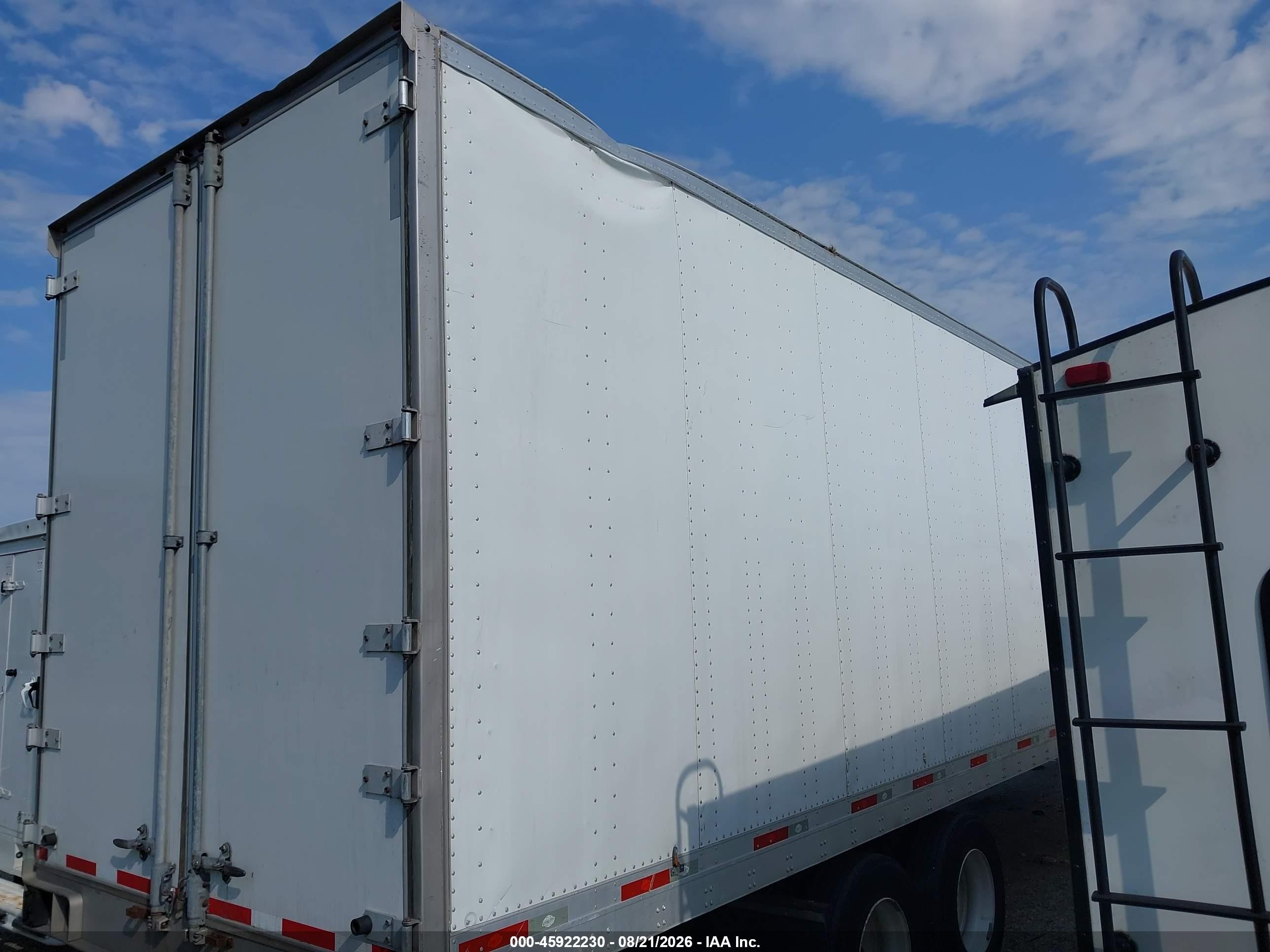 2012 Utility Trailer Mfg Unknown VIN 1UYVS2538CP244703 IAAI salvage auction — Frame Damage, Salvage (Illinois), sold $2,150 on 2026-09-30 (photo 4)