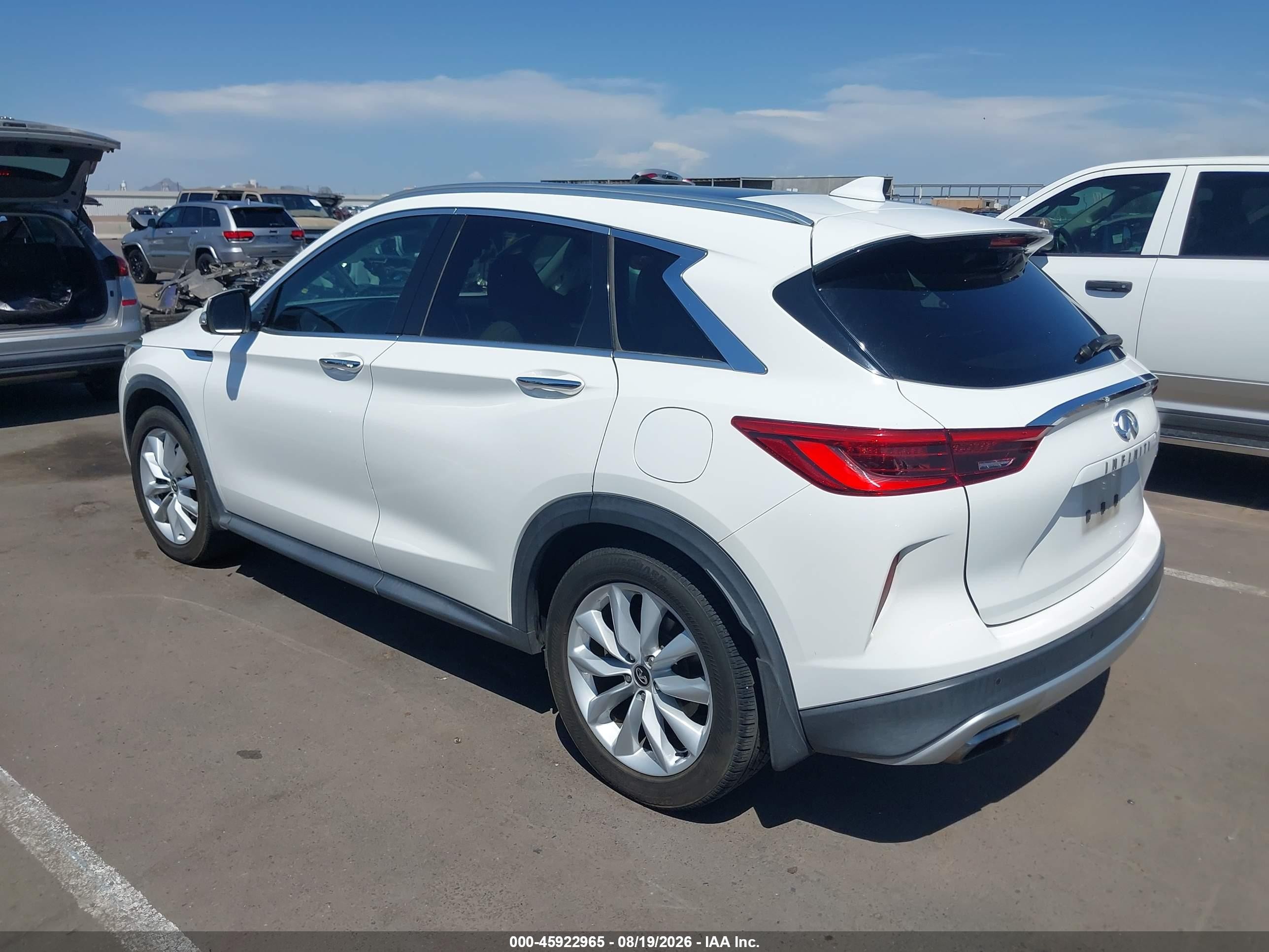 2019 Infiniti QX50 VIN 3PCAJ5M16KF115403 IAAI salvage auction — Side, Salvage (Arizona), sold $4,550 on 2026-09-23 (photo 3)