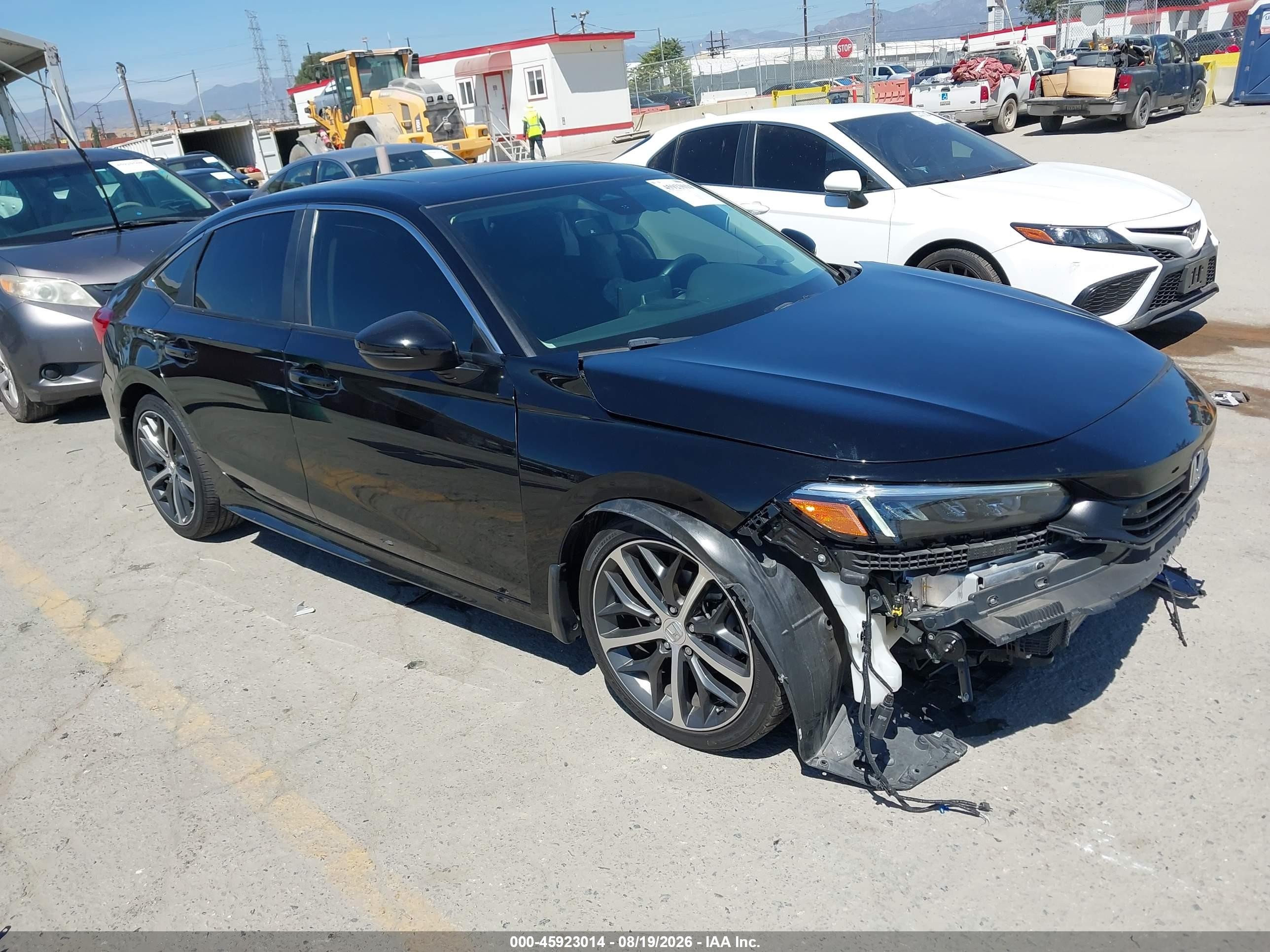 2024 Honda Civic VIN 2HGFE1F97RH323821 — IAAI salvage auction photo
