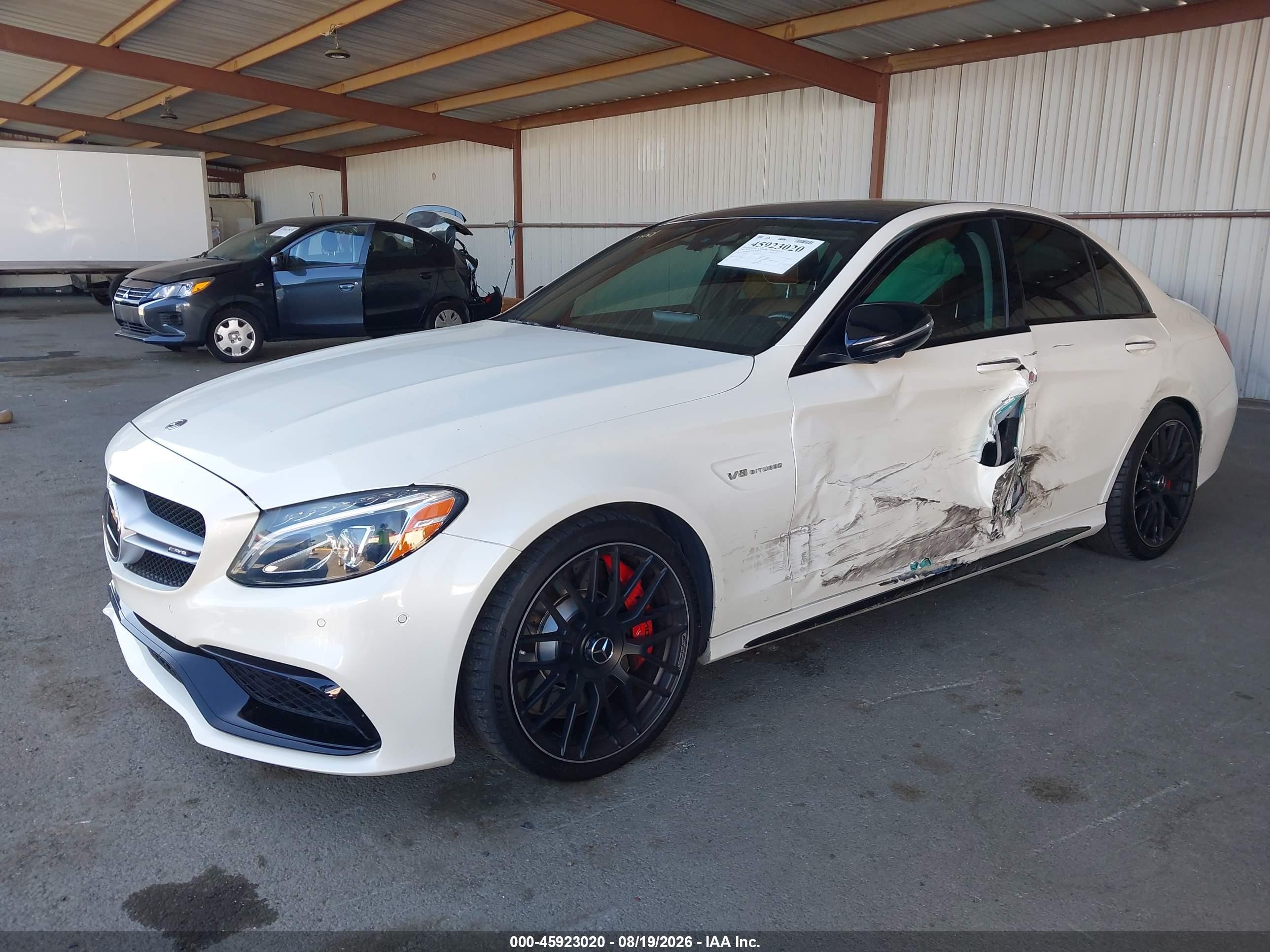 2018 Mercedes-Benz C-Class VIN 55SWF8HB3JU236902 IAAI salvage auction — Side, Salvage (California), sold $20,100 on 2026-09-16 (photo 2)