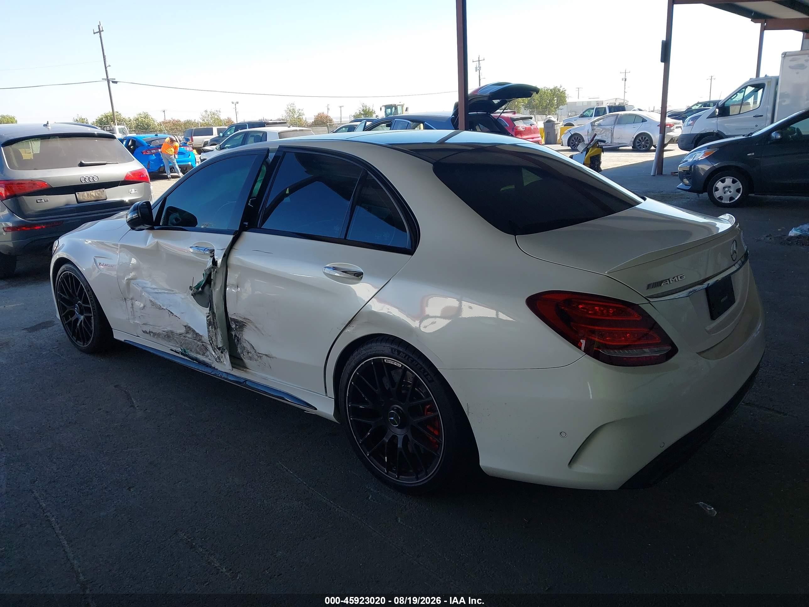 2018 Mercedes-Benz C-Class VIN 55SWF8HB3JU236902 IAAI salvage auction — Side, Salvage (California), sold $20,100 on 2026-09-16 (photo 3)