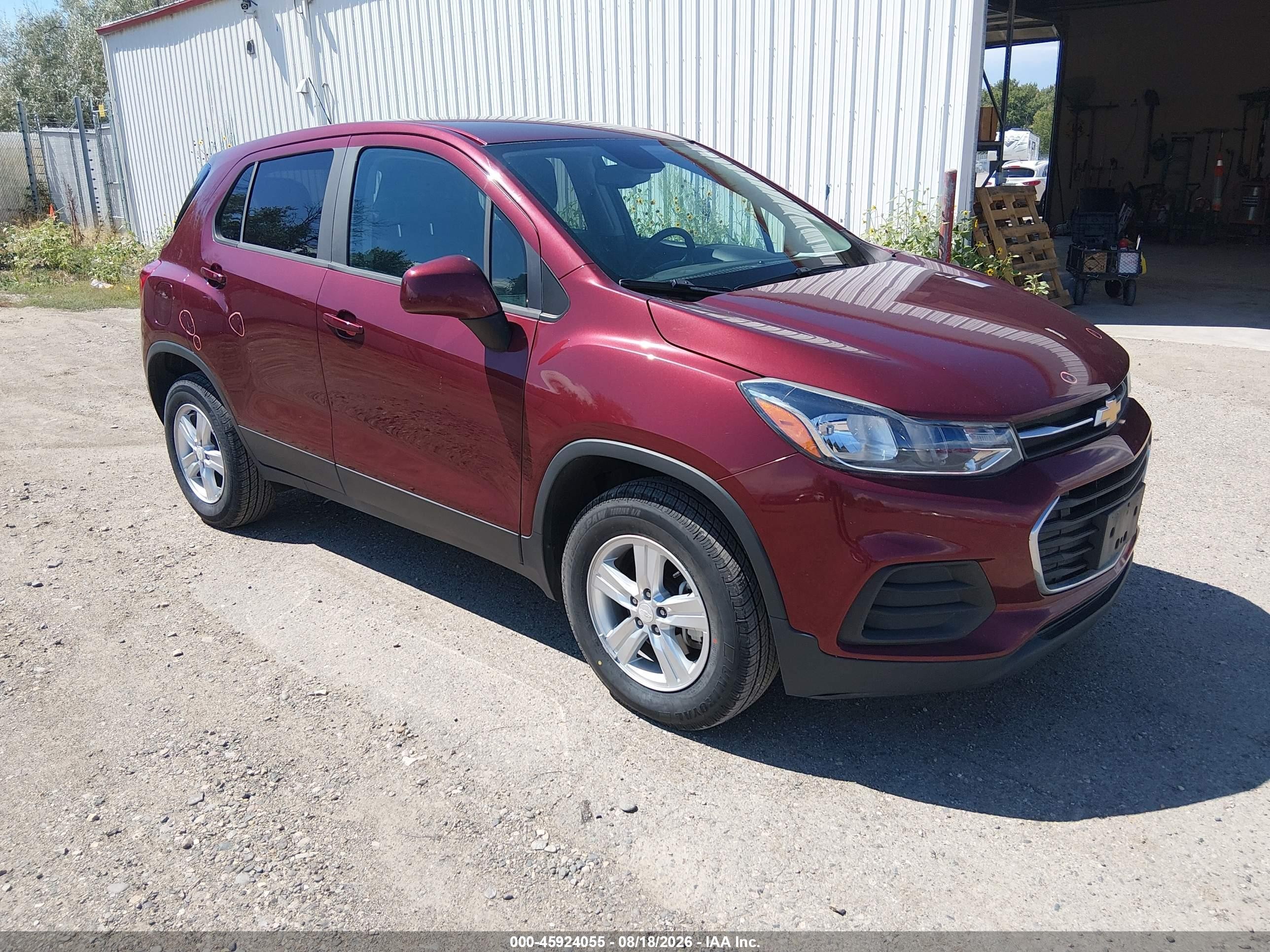 2017 Chevrolet Trax VIN 3GNCJNSB3HL242258 — IAAI salvage auction photo