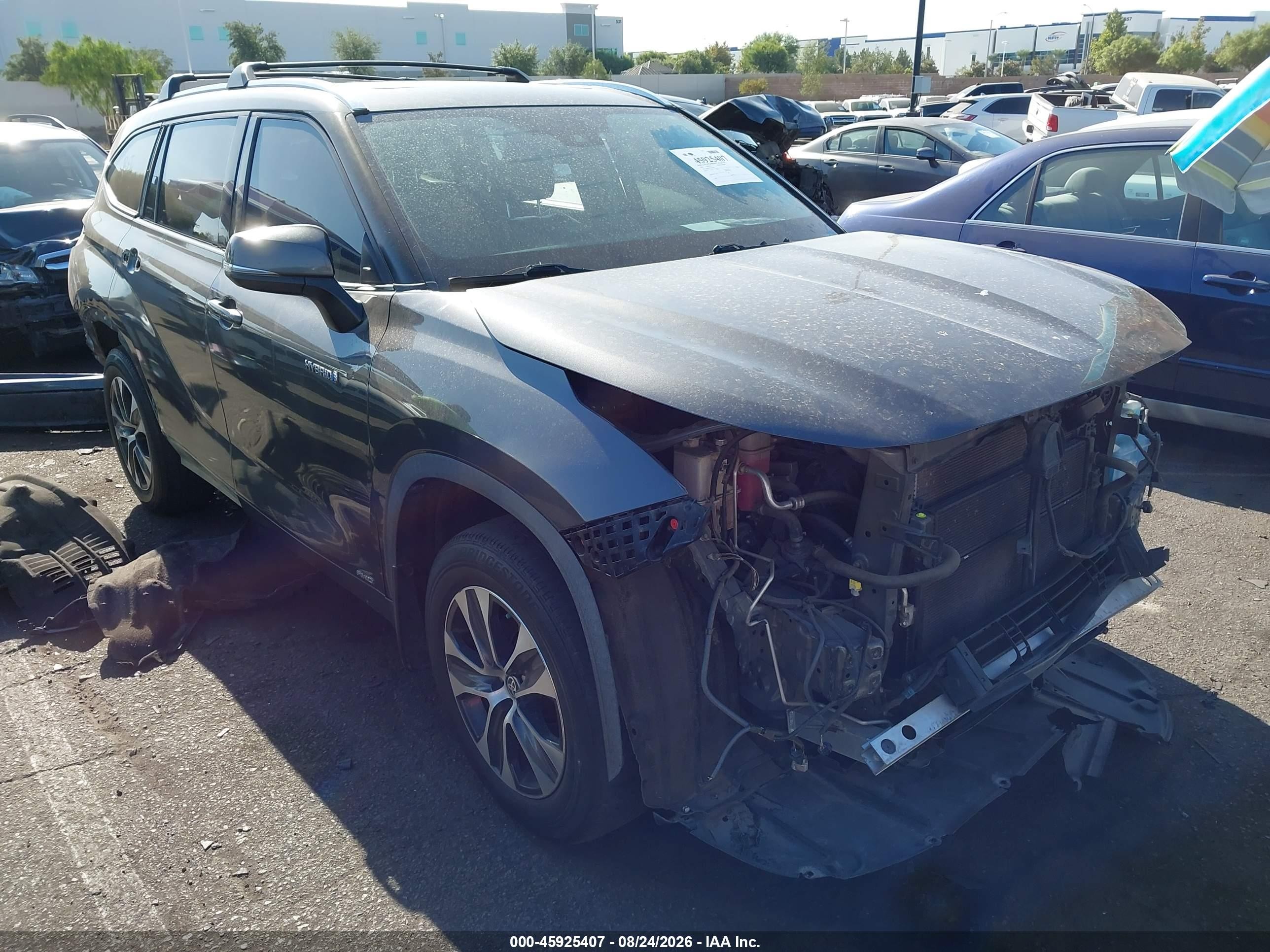2020 Toyota Highlander Hybrid VIN 5TDHBRCHXLS501983 — IAAI salvage auction photo