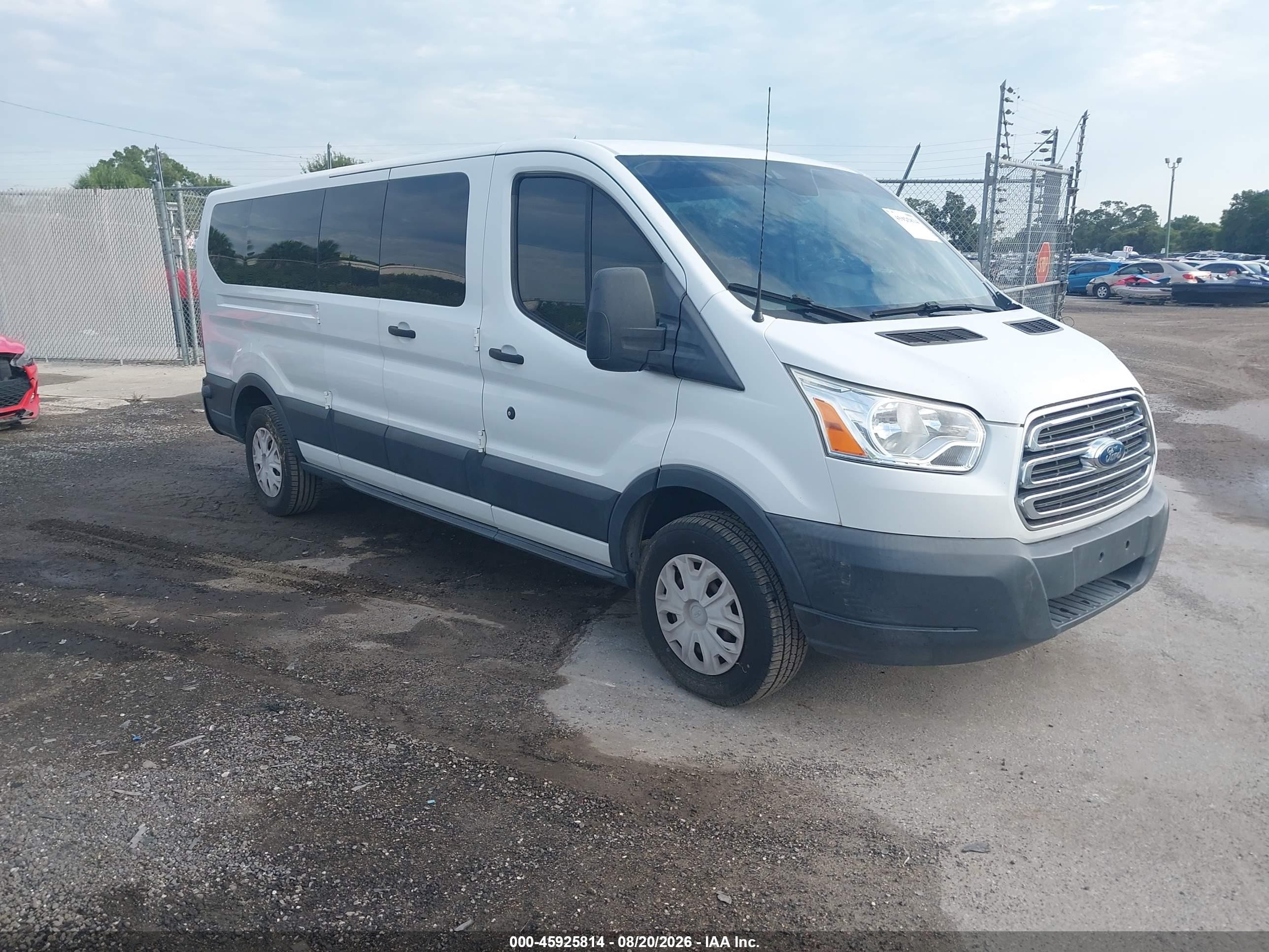 2018 Ford Transit-350 VIN 1FBZX2ZM2JKA42958 — IAAI salvage auction photo