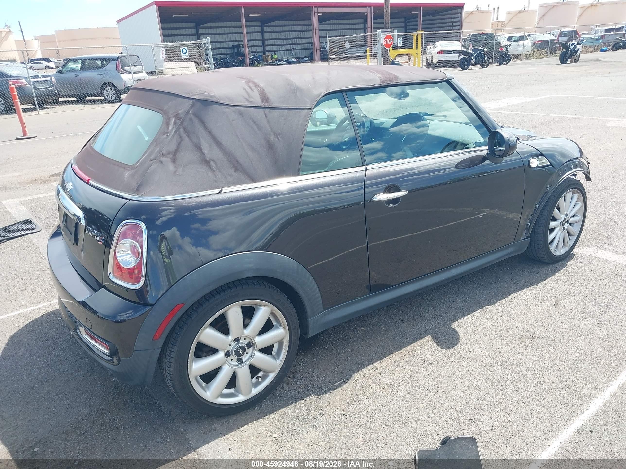 2013 Mini Convertible VIN WMWZP3C53DT550824 IAAI salvage auction — Front End, Salvage (Hawaii), sold $825 on 2026-09-18 (photo 4)