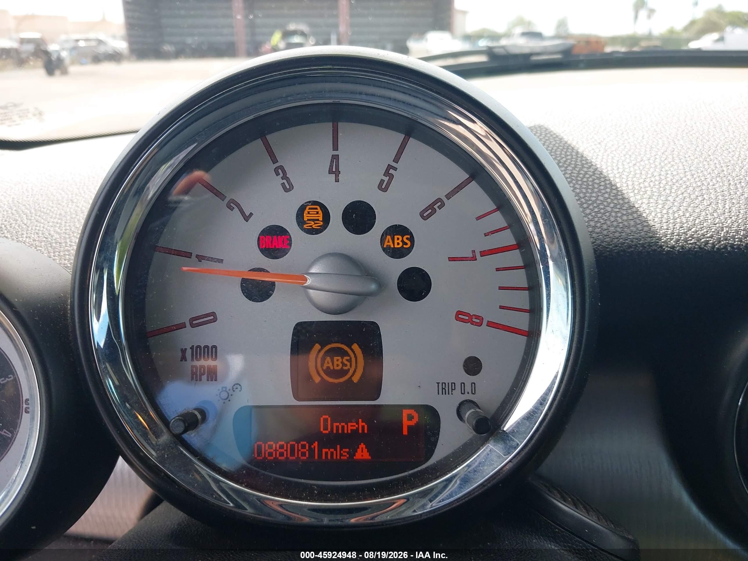 2013 Mini Convertible VIN WMWZP3C53DT550824 IAAI salvage auction — Front End, Salvage (Hawaii), sold $825 on 2026-09-18 (photo 7)