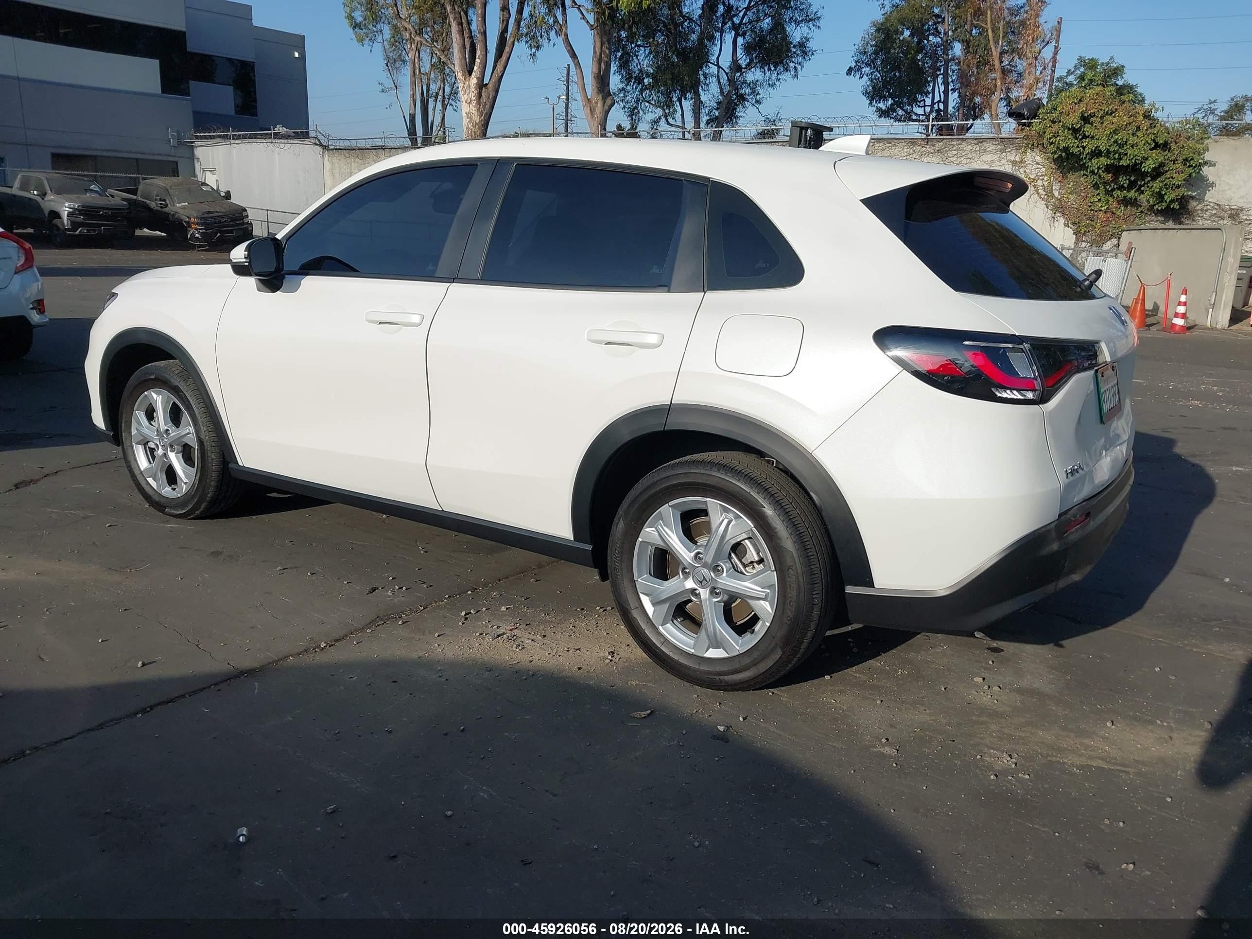 2025 Honda HR-V VIN 3CZRZ1H33SM749533 IAAI salvage auction — Rear End, Salvage Certificate (California), sold $9,600 on 2026-09-12 (photo 3)