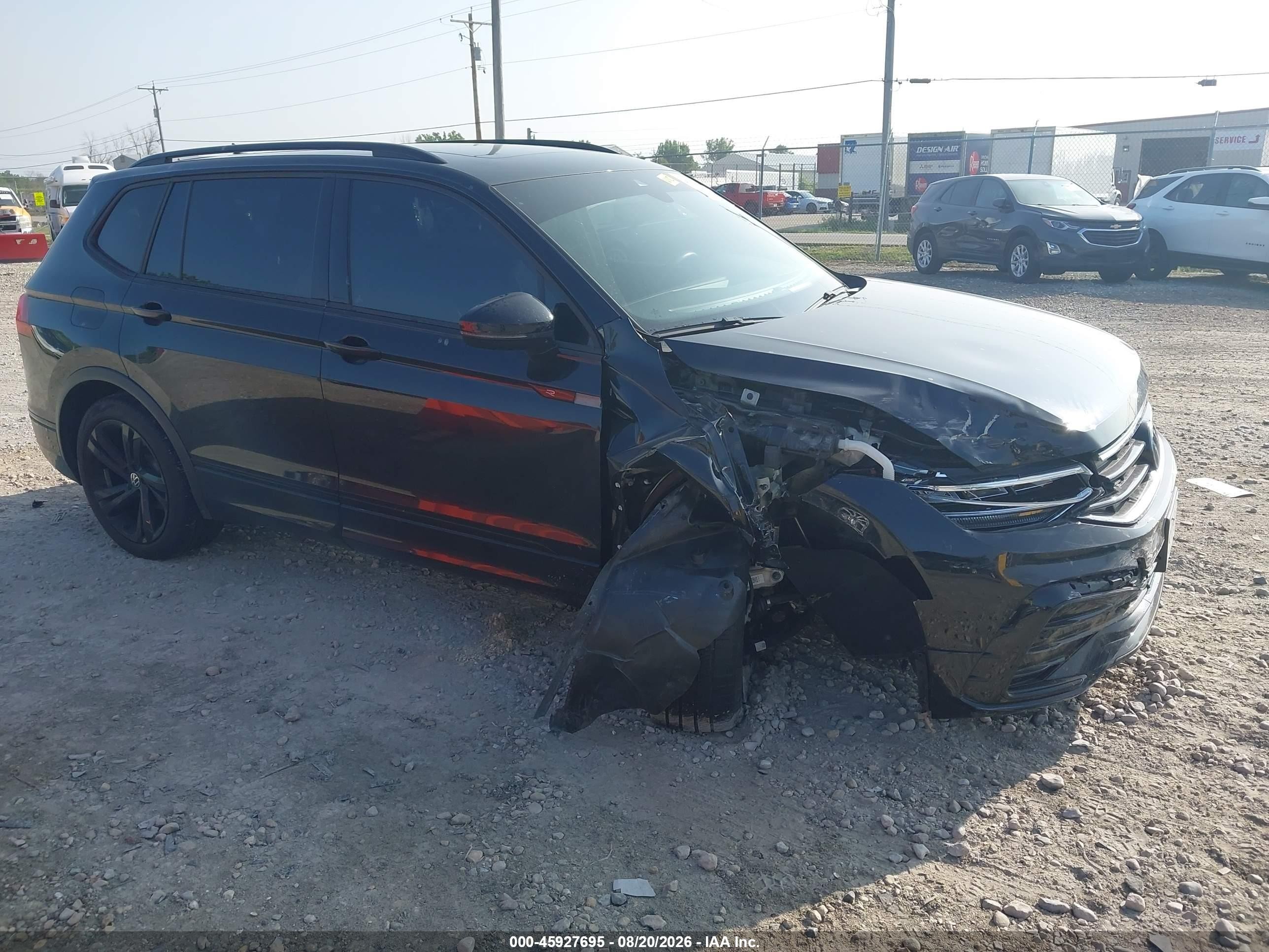 2024 Volkswagen Tiguan VIN 3VV8B7AX5RM046971 — IAAI salvage auction photo