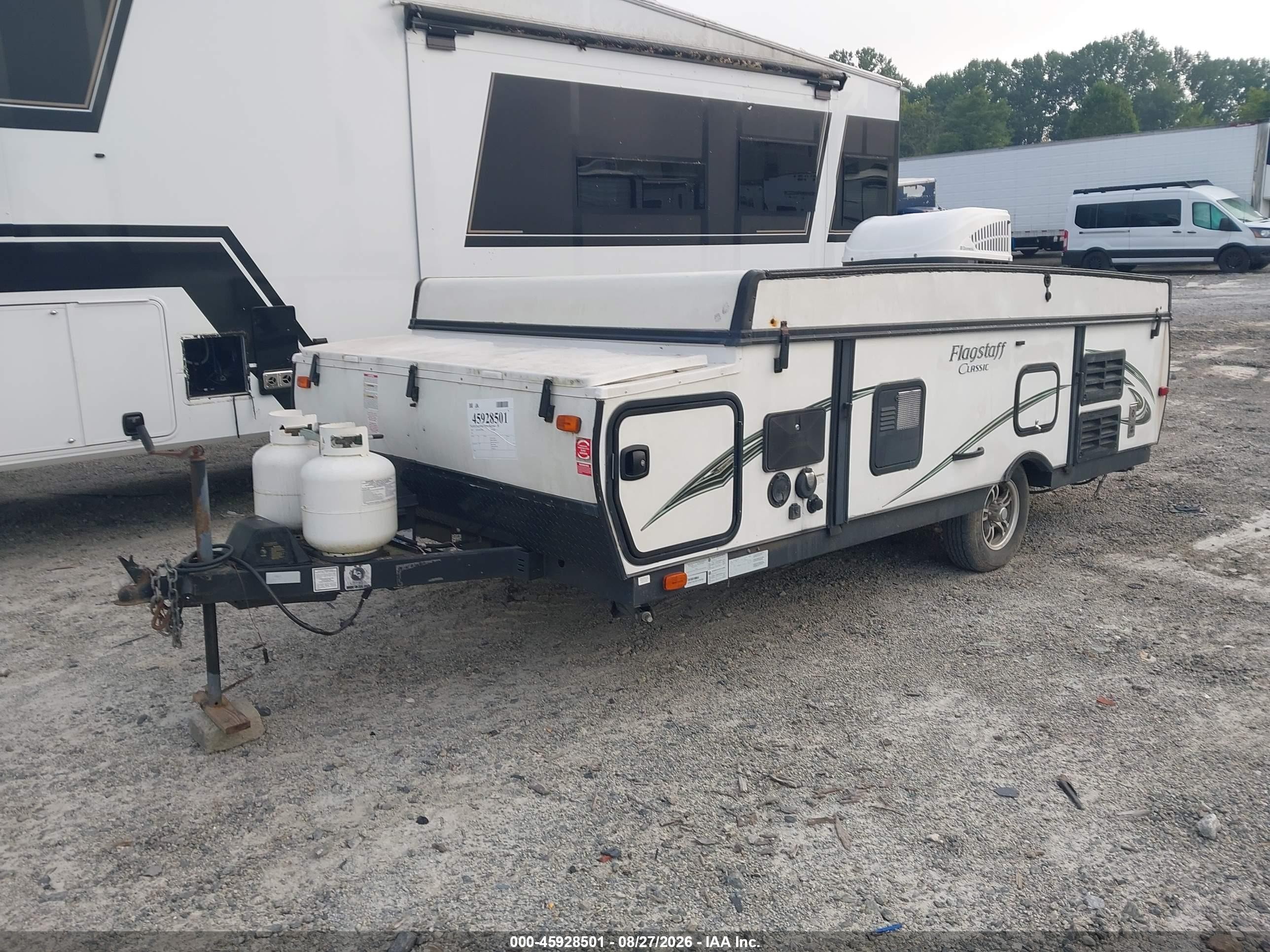2015 Flagstaff Other VIN 4X4CFS615FD174729 IAAI salvage auction — Water/Flood, Salvage (North Carolina), sold $525 on 2026-09-18 (photo 2)