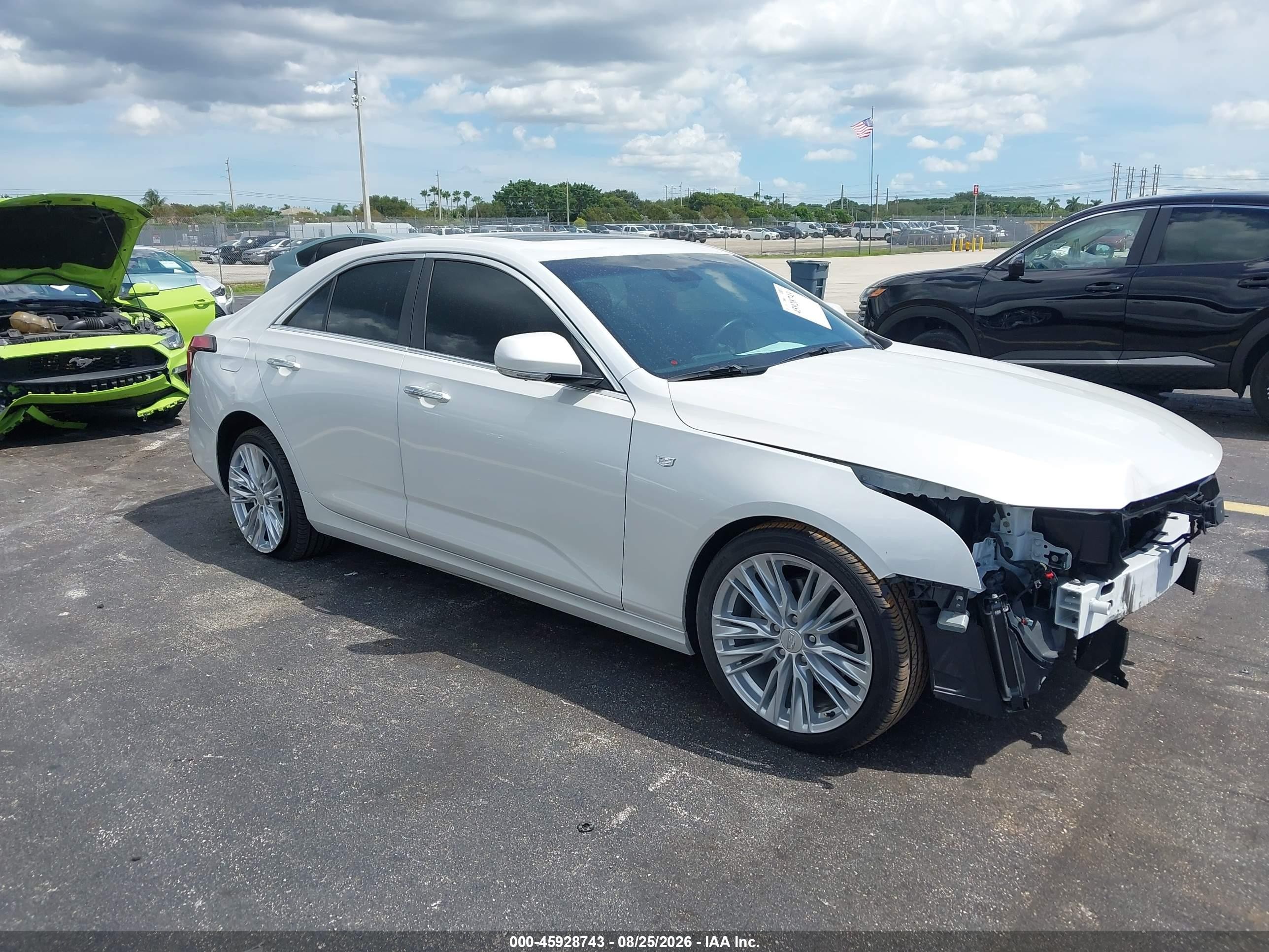2025 Cadillac CT4 VIN 1G6DB5RLXS0110663 — IAAI salvage auction photo