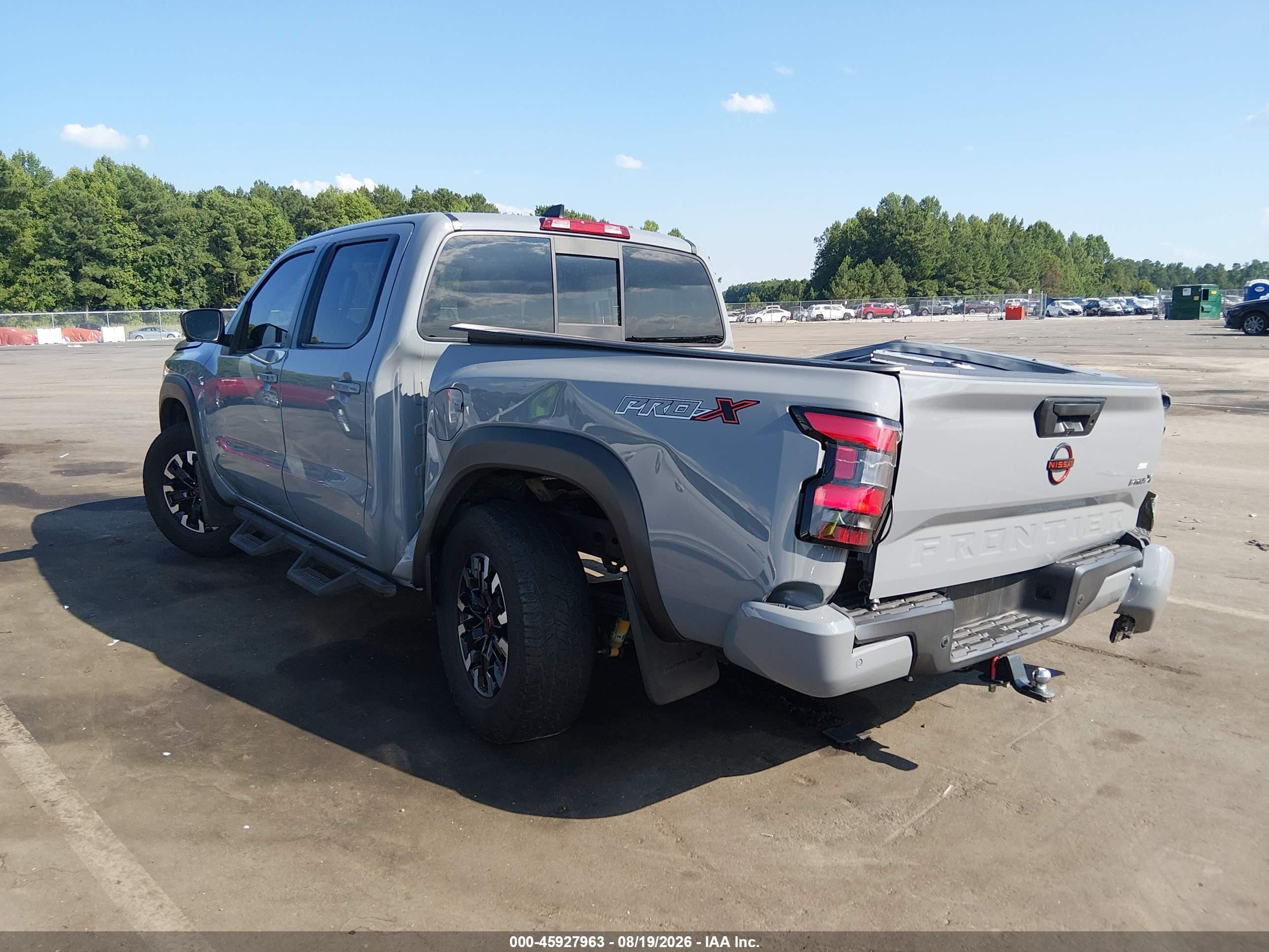 2022 Nissan Navara (frontier) VIN 1N6ED1EJ5NN601767 IAAI salvage auction — Side, Salvage (North Carolina), sold $4,600 on 2026-09-04 (photo 3)