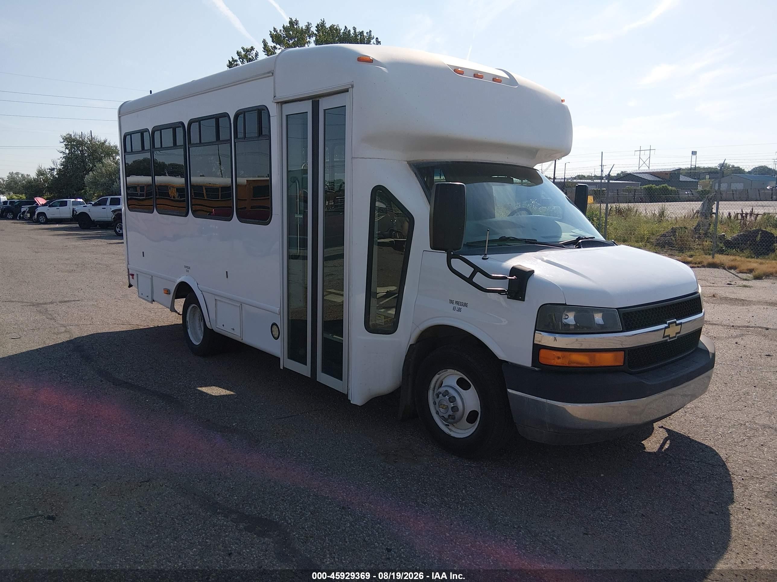 2015 Chevrolet Express 2500 VIN 1GB3G2BL6F1159656 — IAAI salvage auction photo