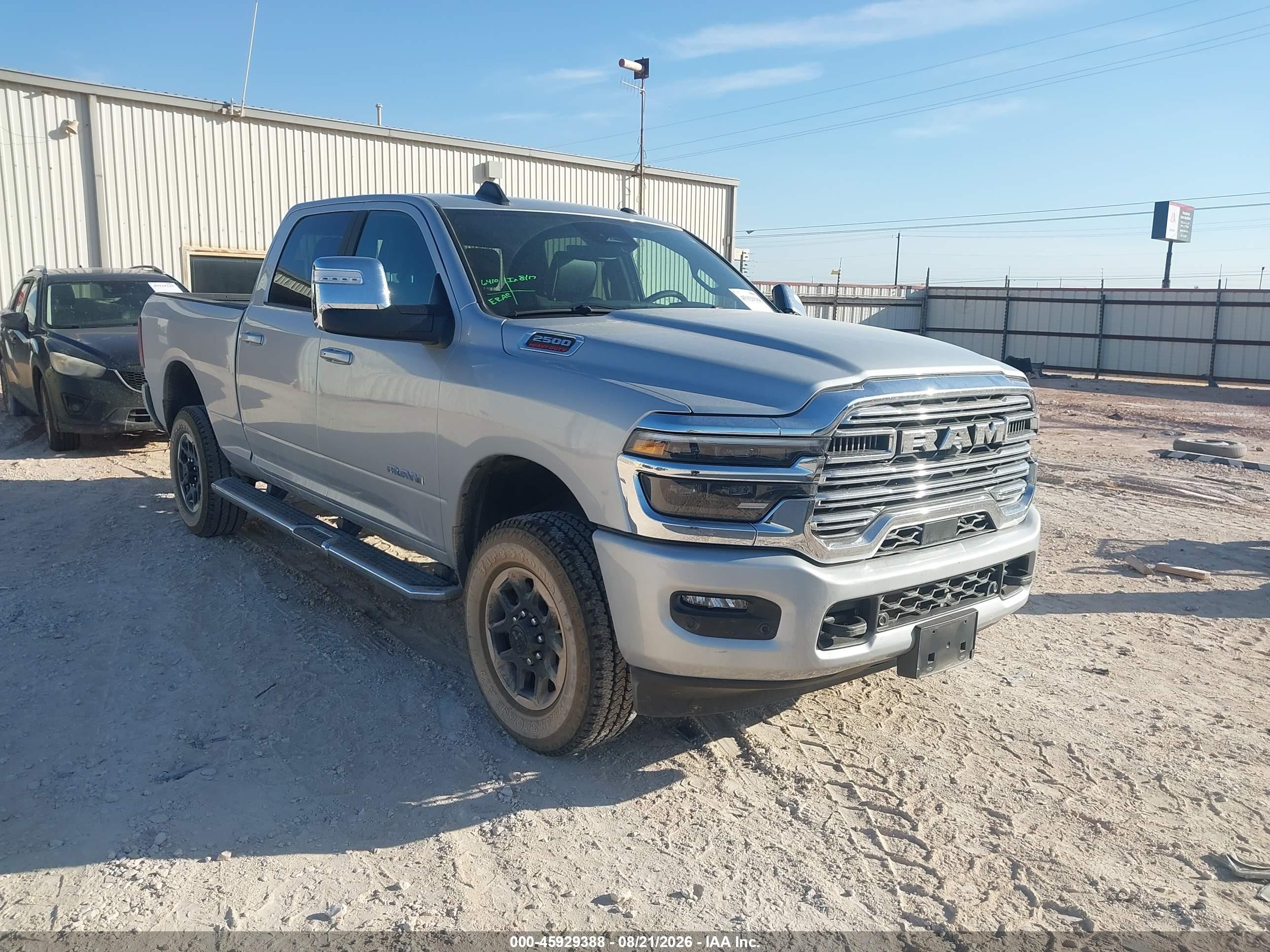 2026 Ram 2500 VIN 3C6UR5FJ1TG300996 — IAAI salvage auction photo