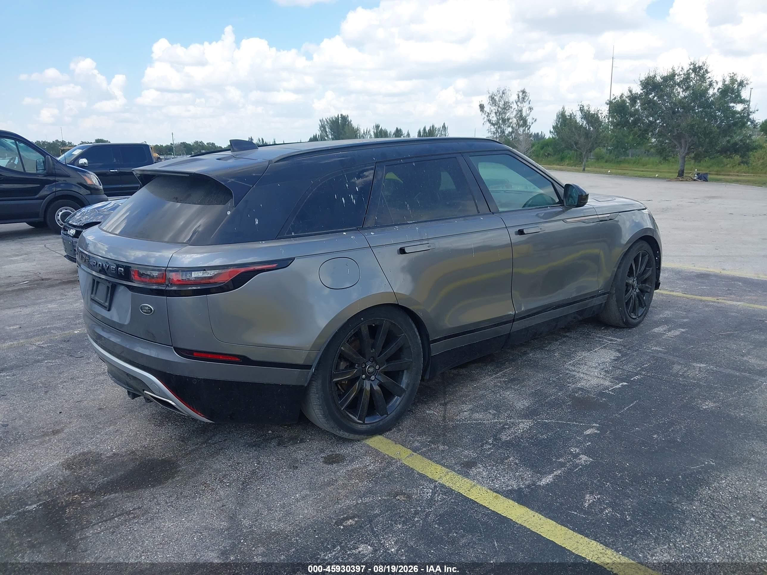 2020 Land rover Range rover velar VIN SALYK2FV6LA254010 IAAI salvage auction — Engine Damage, Clear (Georgia), sold $8,050 on 2026-08-27 (photo 4)