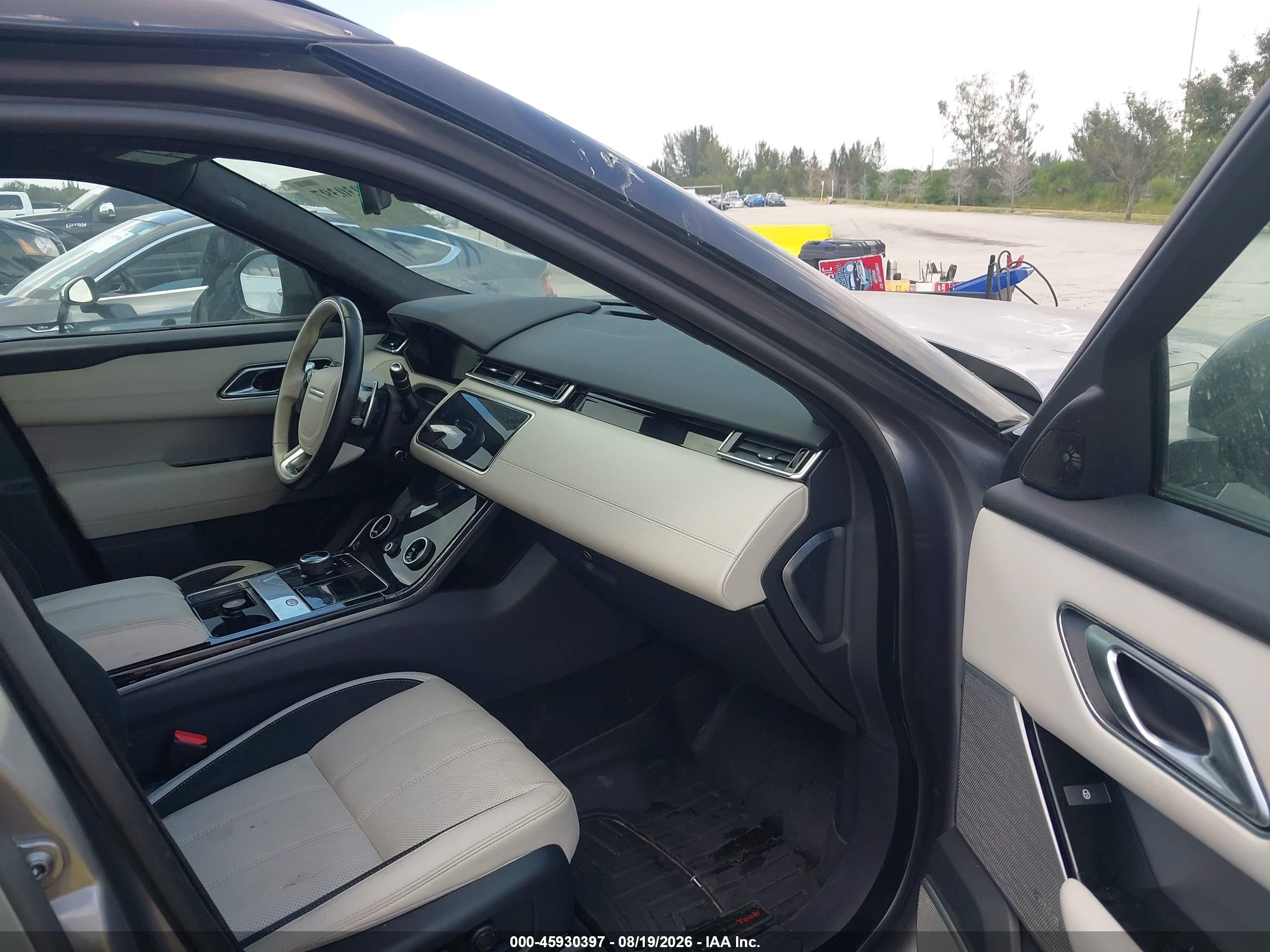 2020 Land rover Range rover velar VIN SALYK2FV6LA254010 IAAI salvage auction — Engine Damage, Clear (Georgia), sold $8,050 on 2026-08-27 (photo 5)