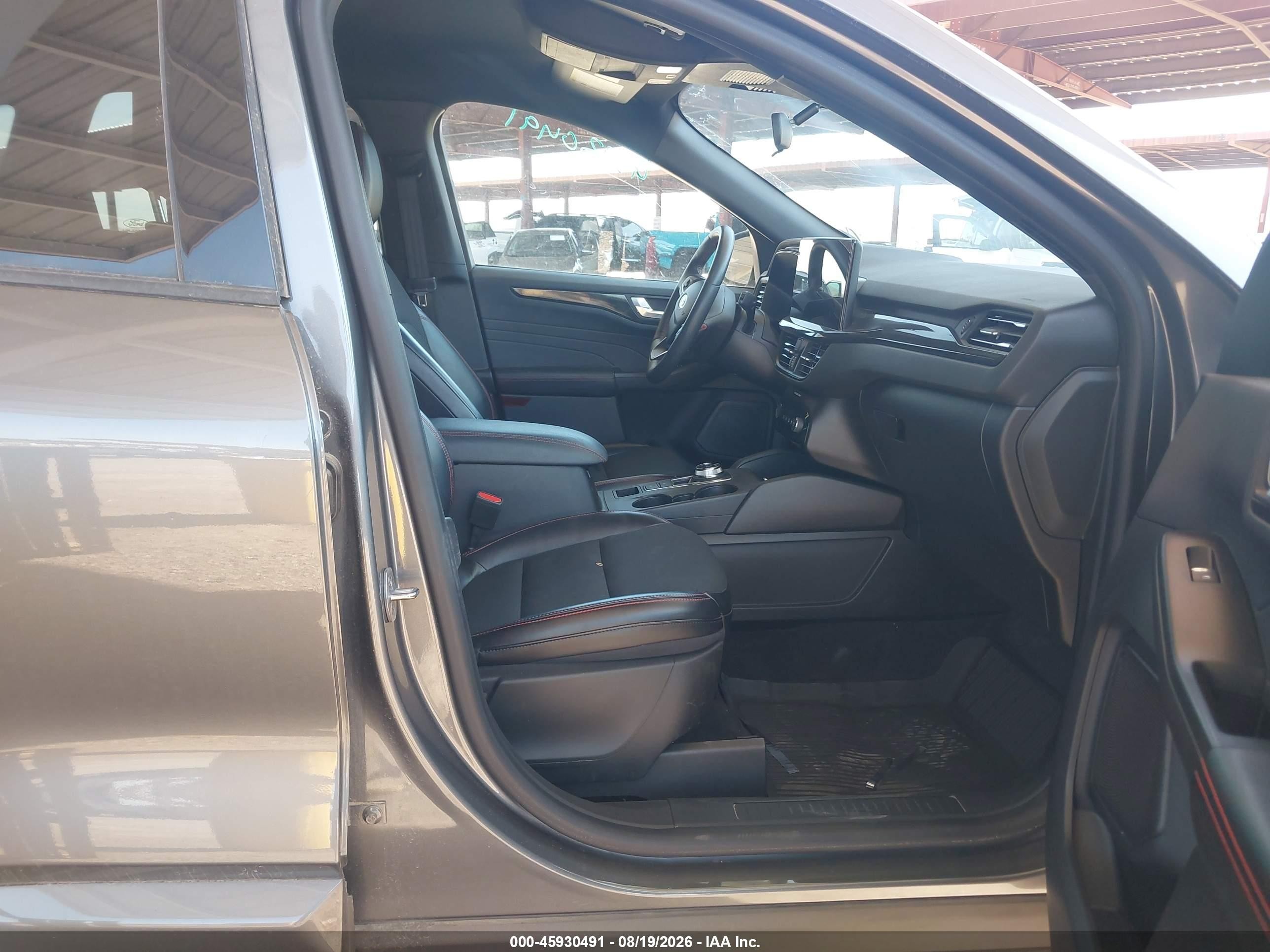 2024 Ford Escape VIN 1FMCU9MN2RUA49102 IAAI salvage auction — Unknown, Clear (Arizona), sold $11,500 on 2026-09-05 (photo 5)